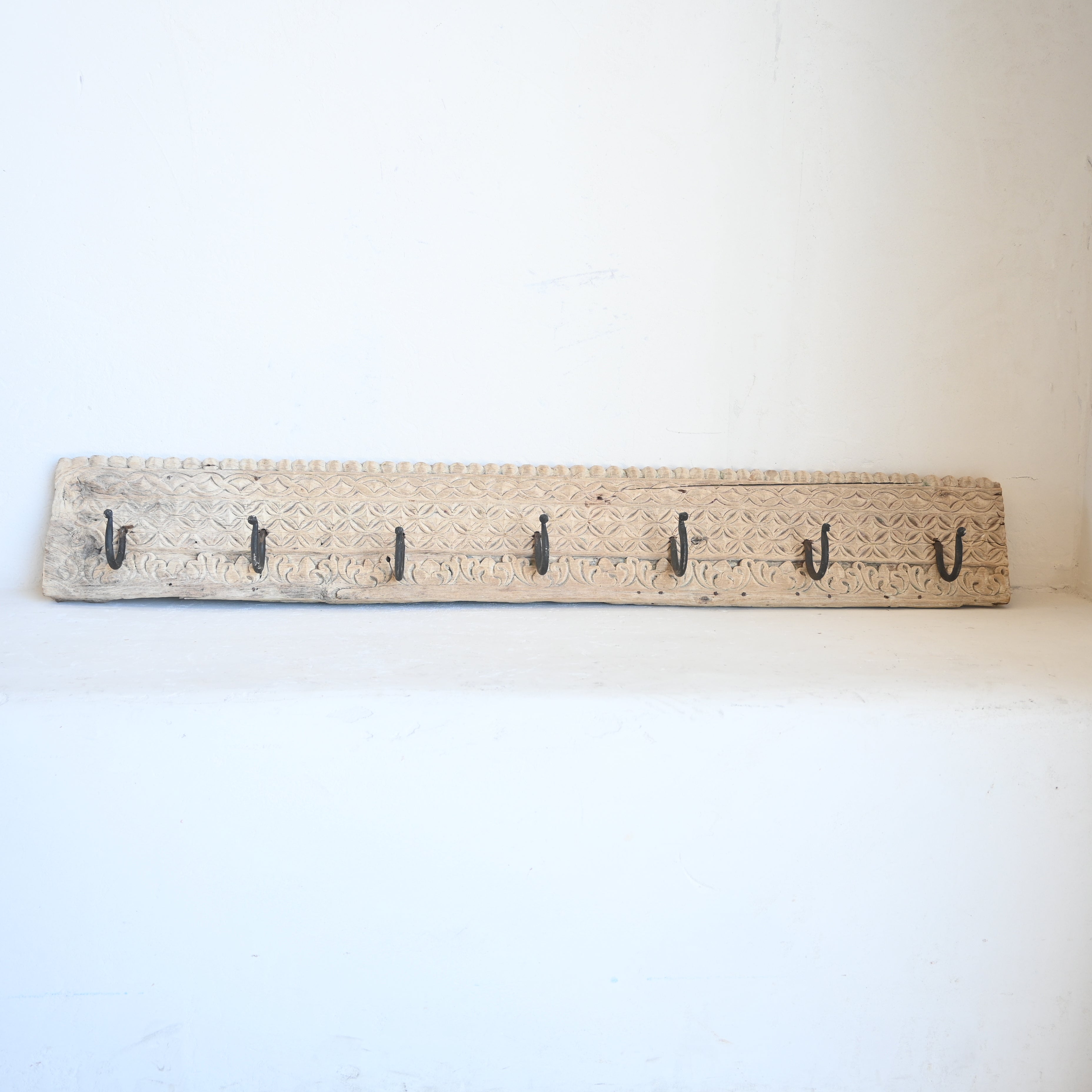 Carved Indian Timber Hook 328531