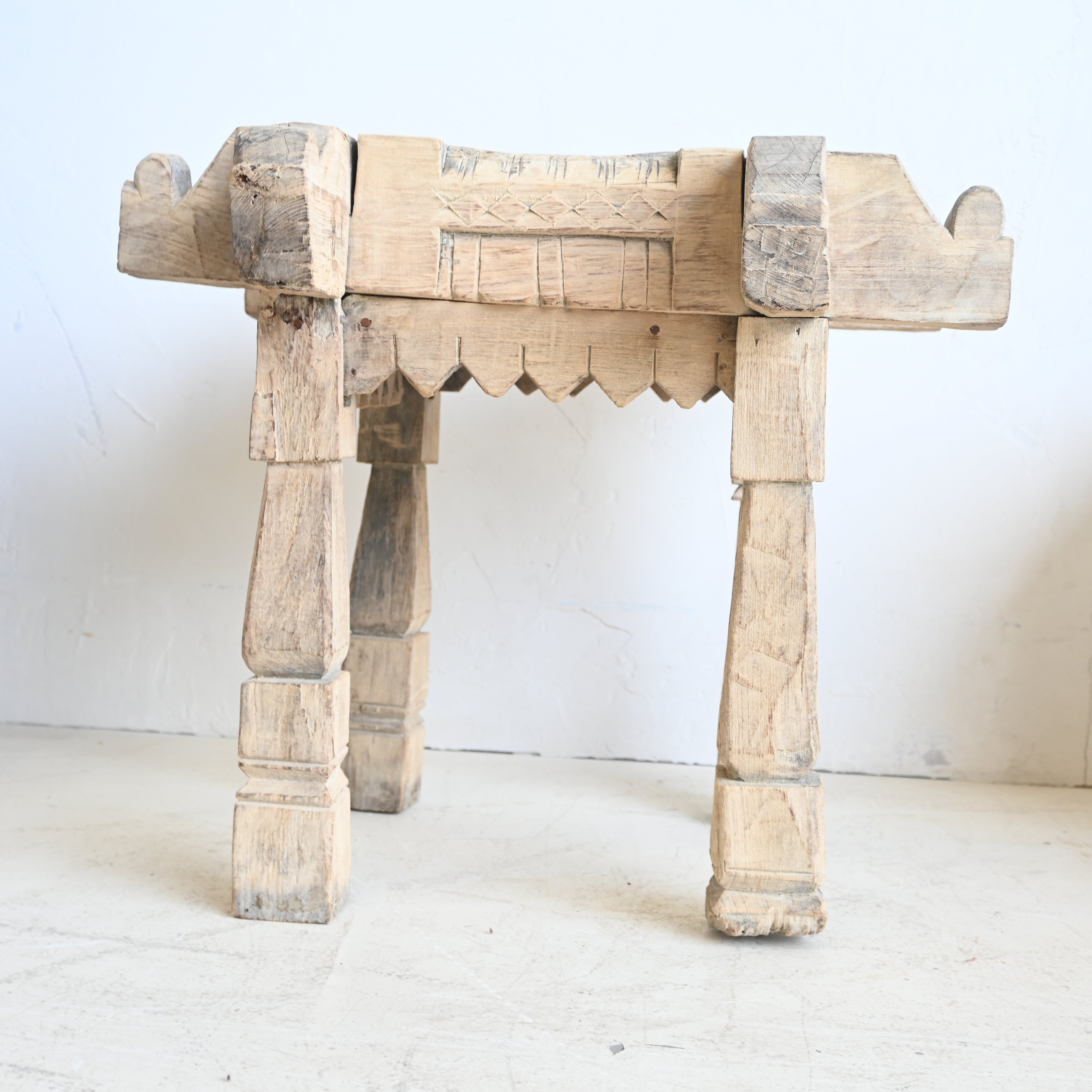 Timber square  stool/ Side Table 328972 A