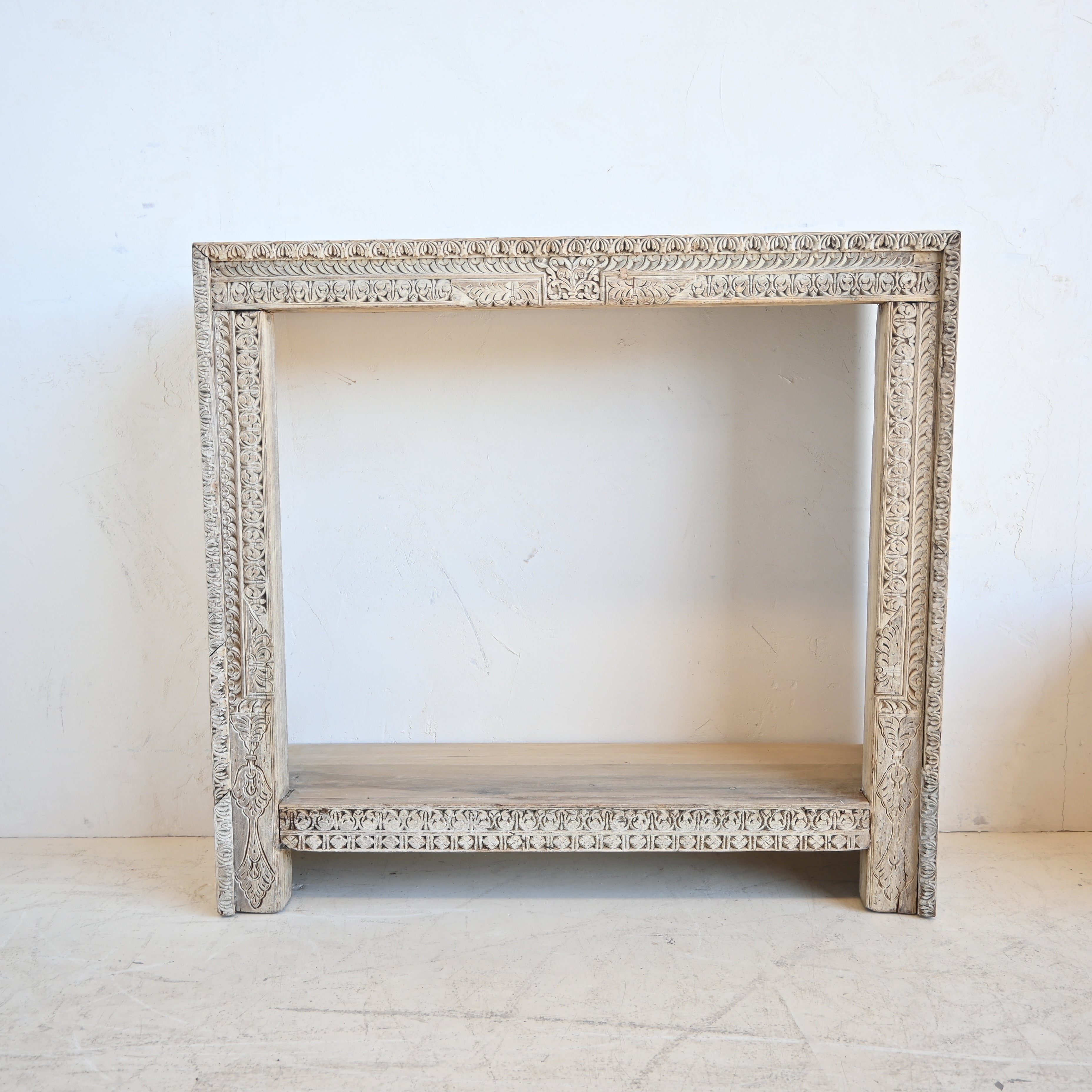 Vintage Indian Carved Console 321932