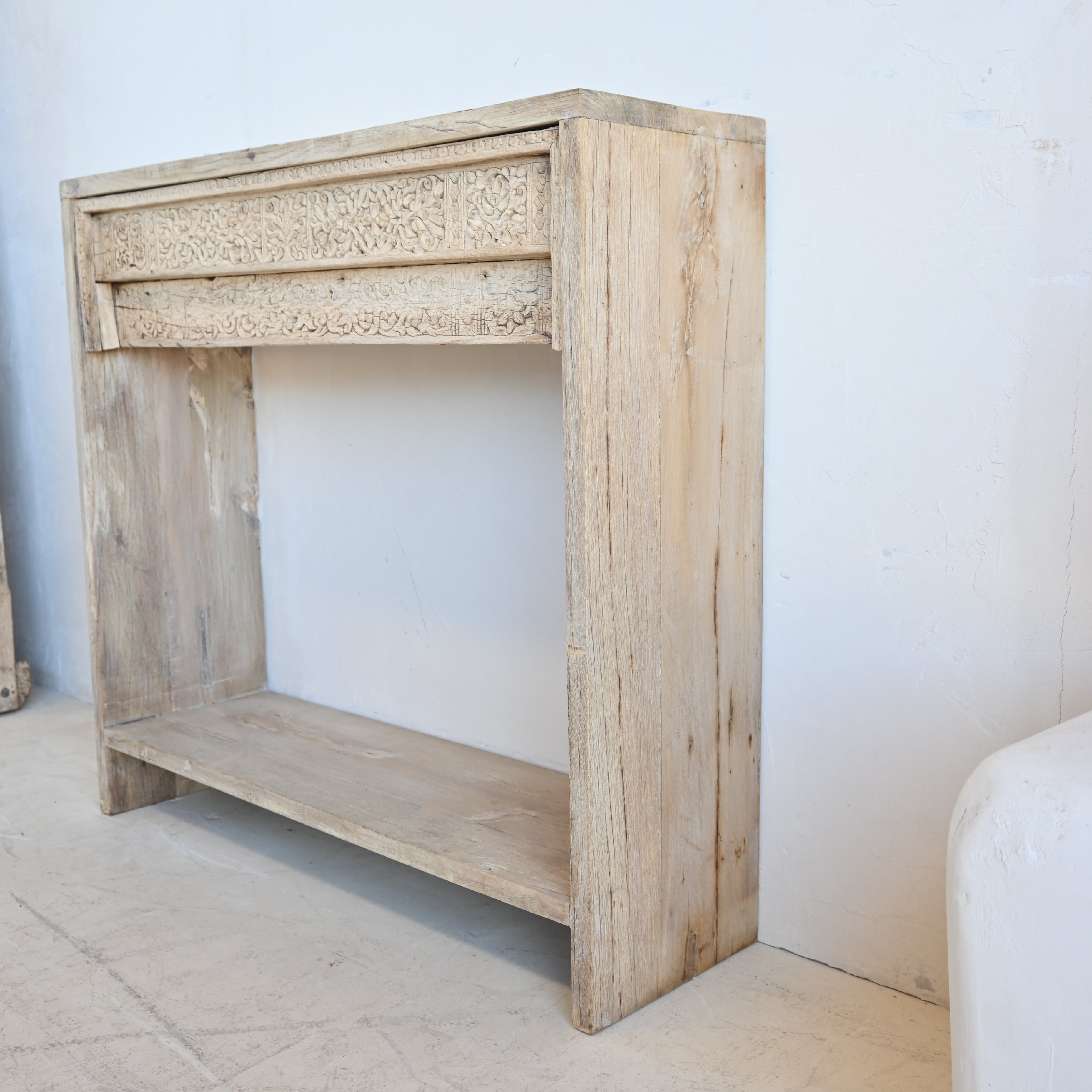 Vintage Indian Carved Console 320194