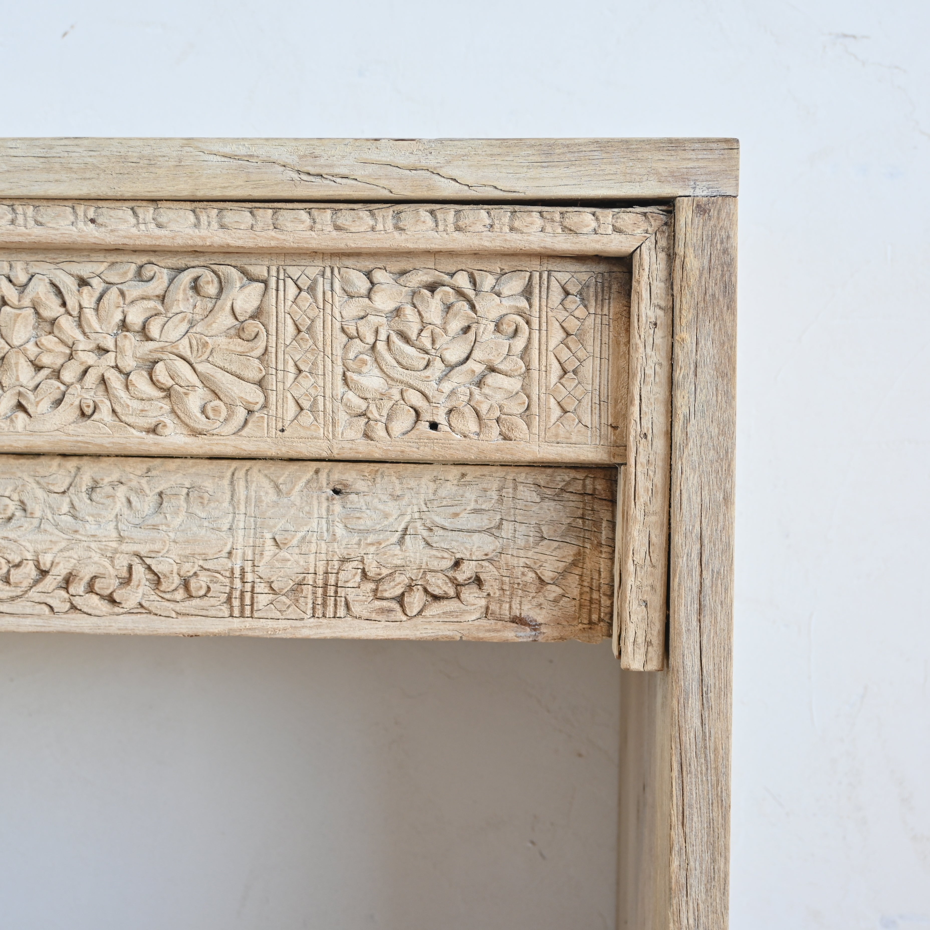 Vintage Indian Carved Console 320194