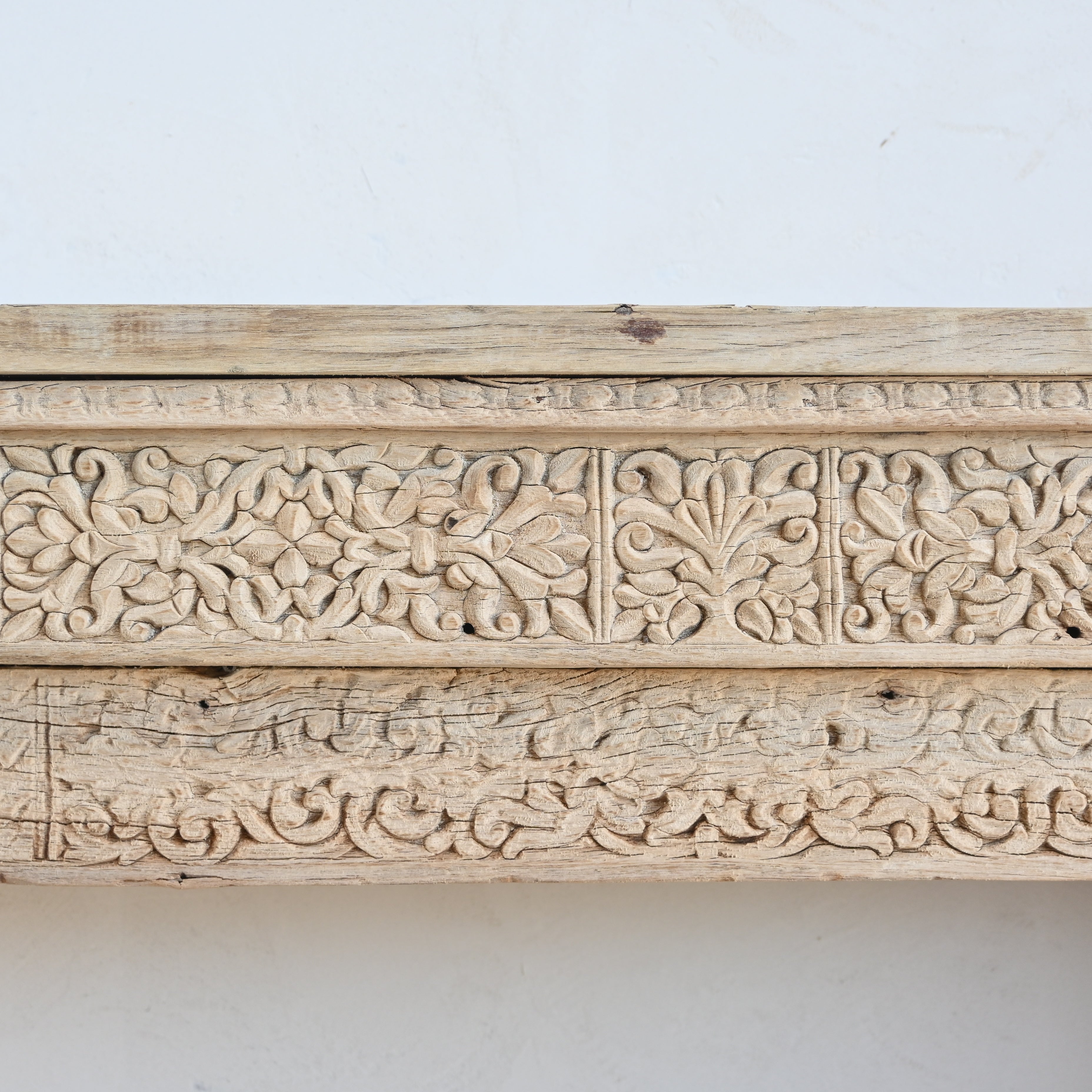 Vintage Indian Carved Console 320194