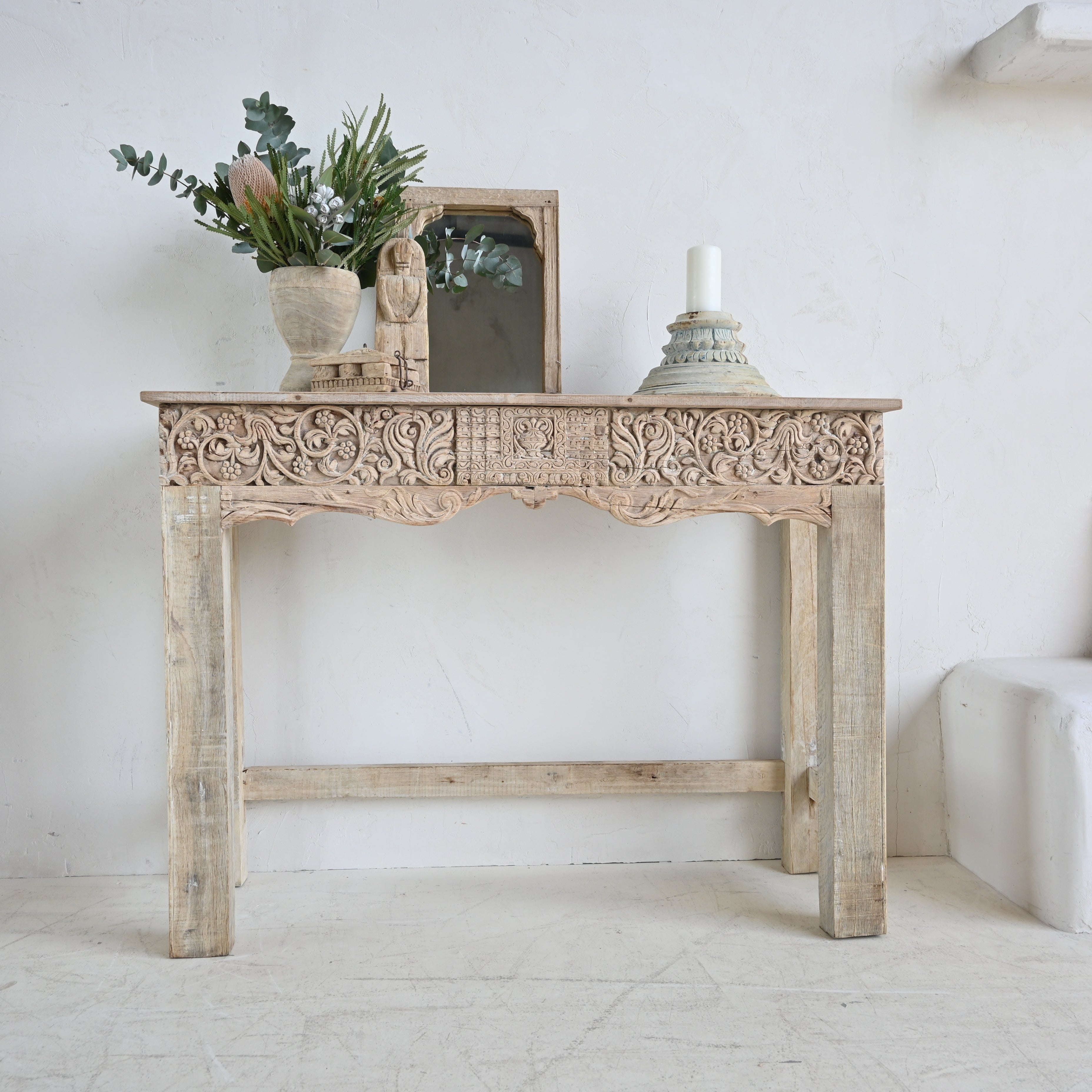 Vintage Indian Carved Console 302560