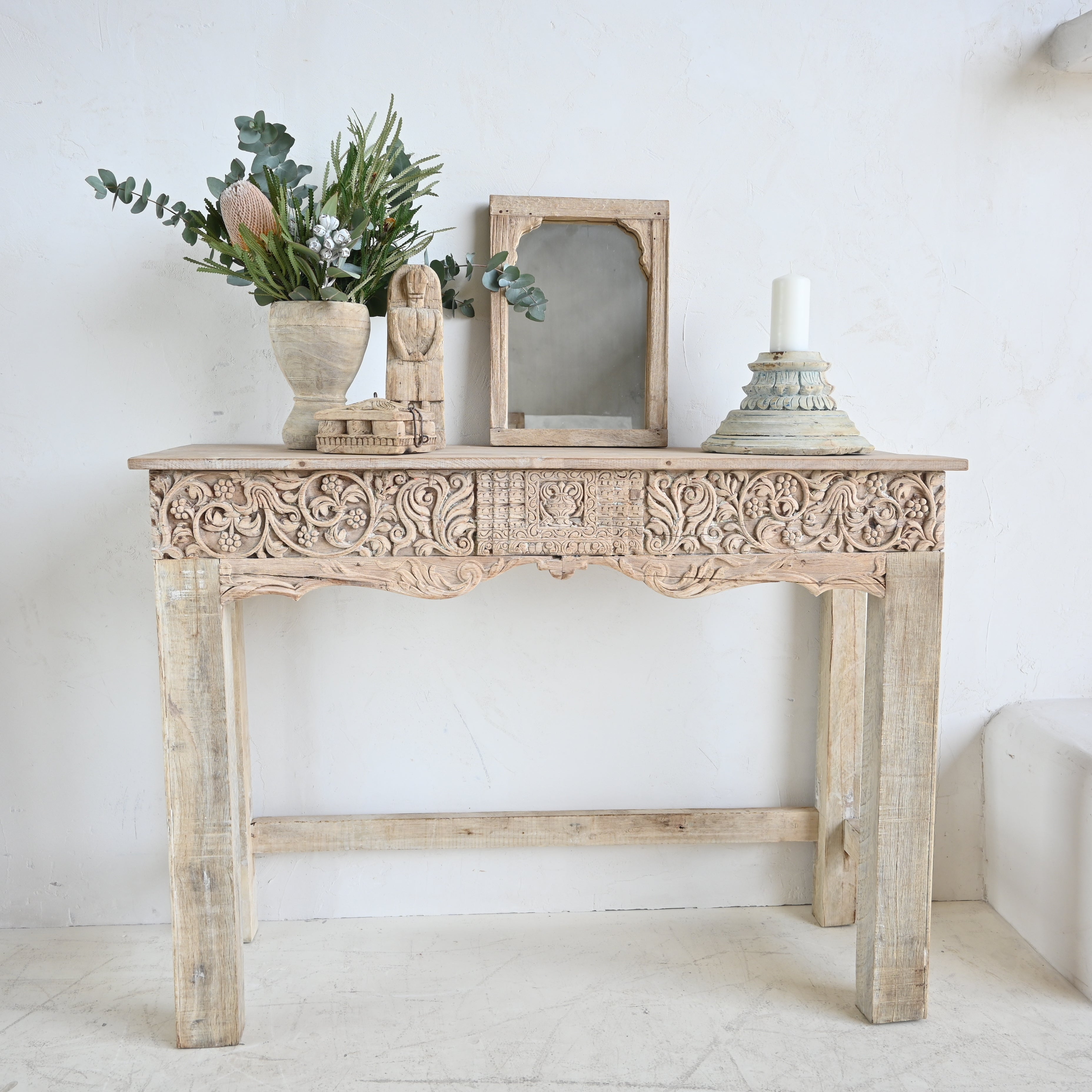 Vintage Indian Carved Console 302560