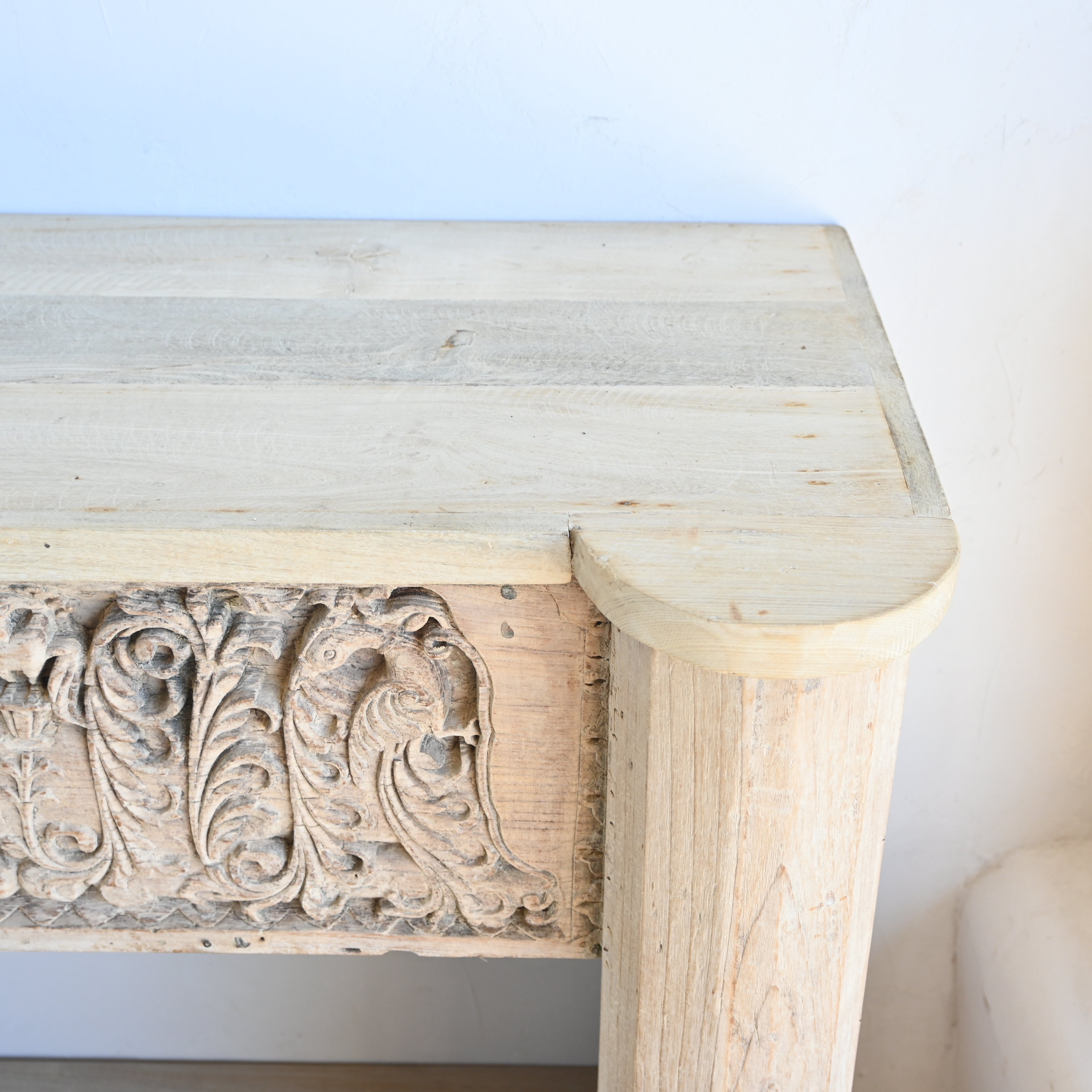 Vintage Indian Carved Console 328310