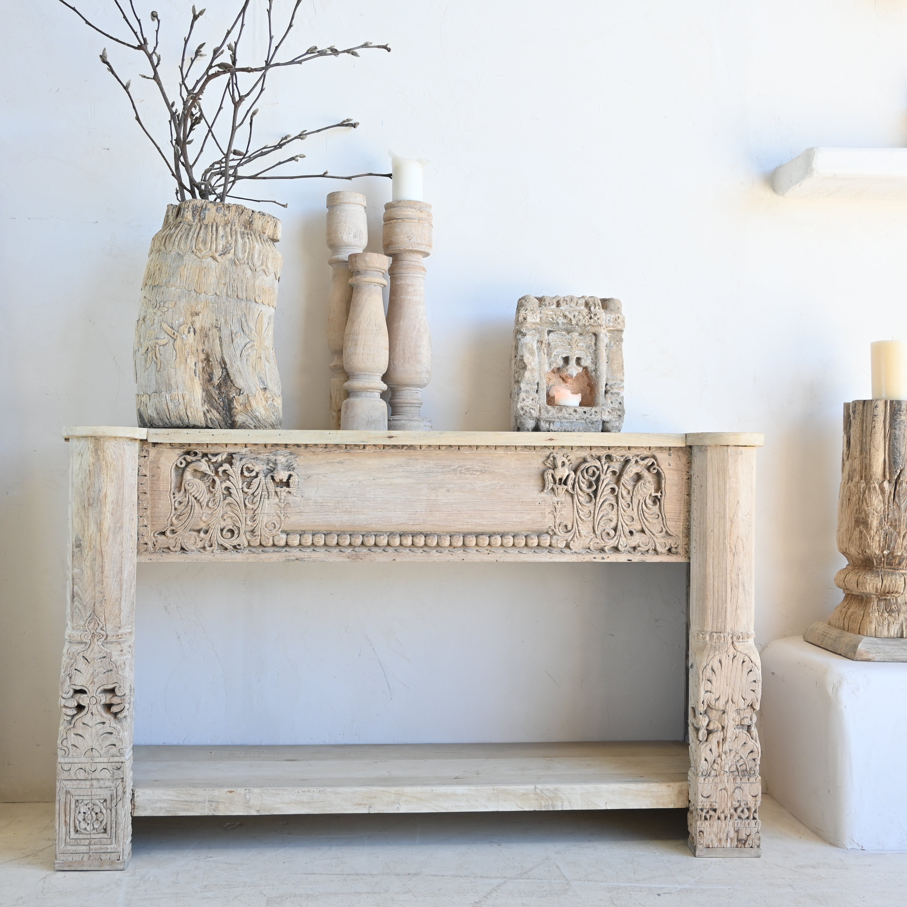 Vintage Indian Carved Console 328310