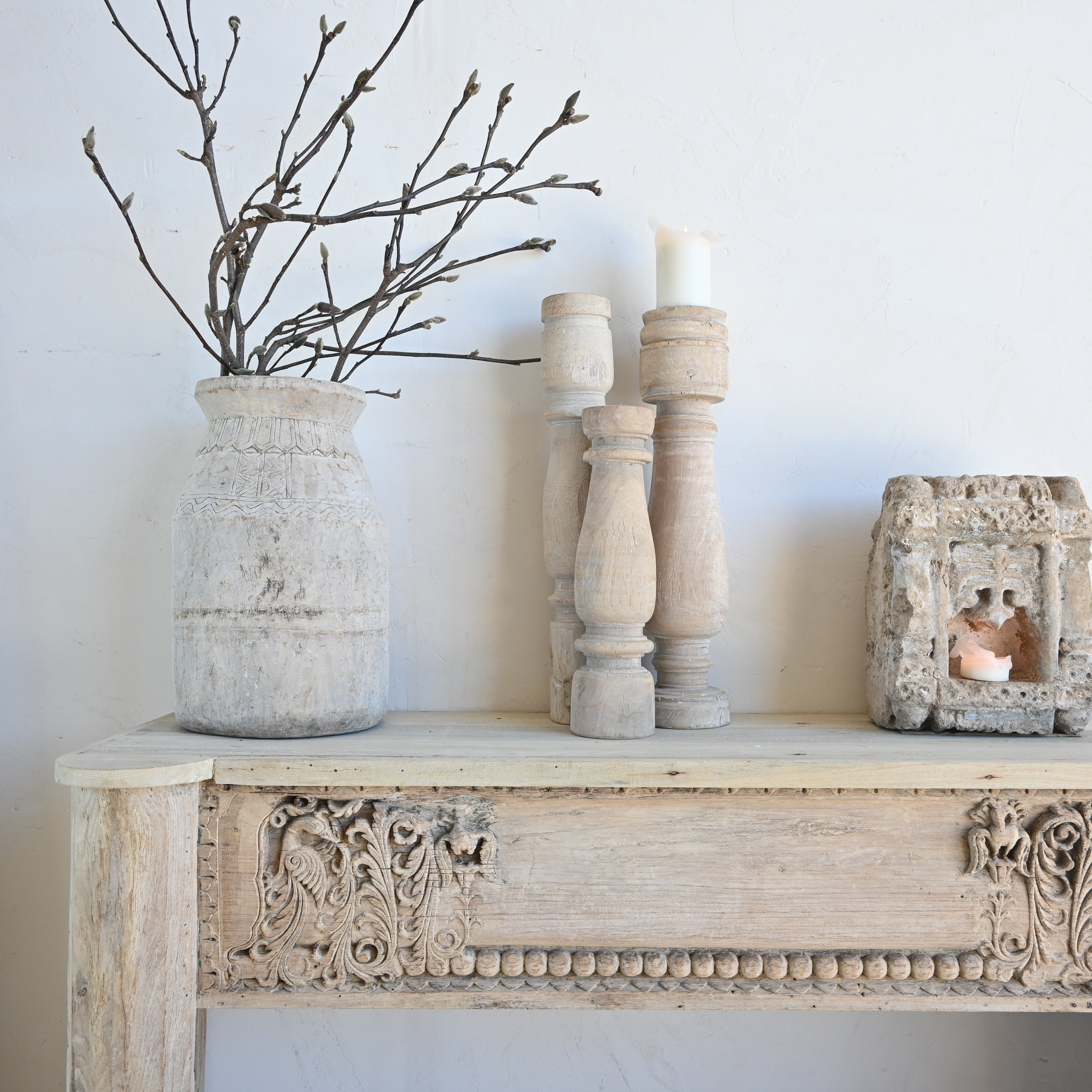 Vintage Indian Carved Console 328310