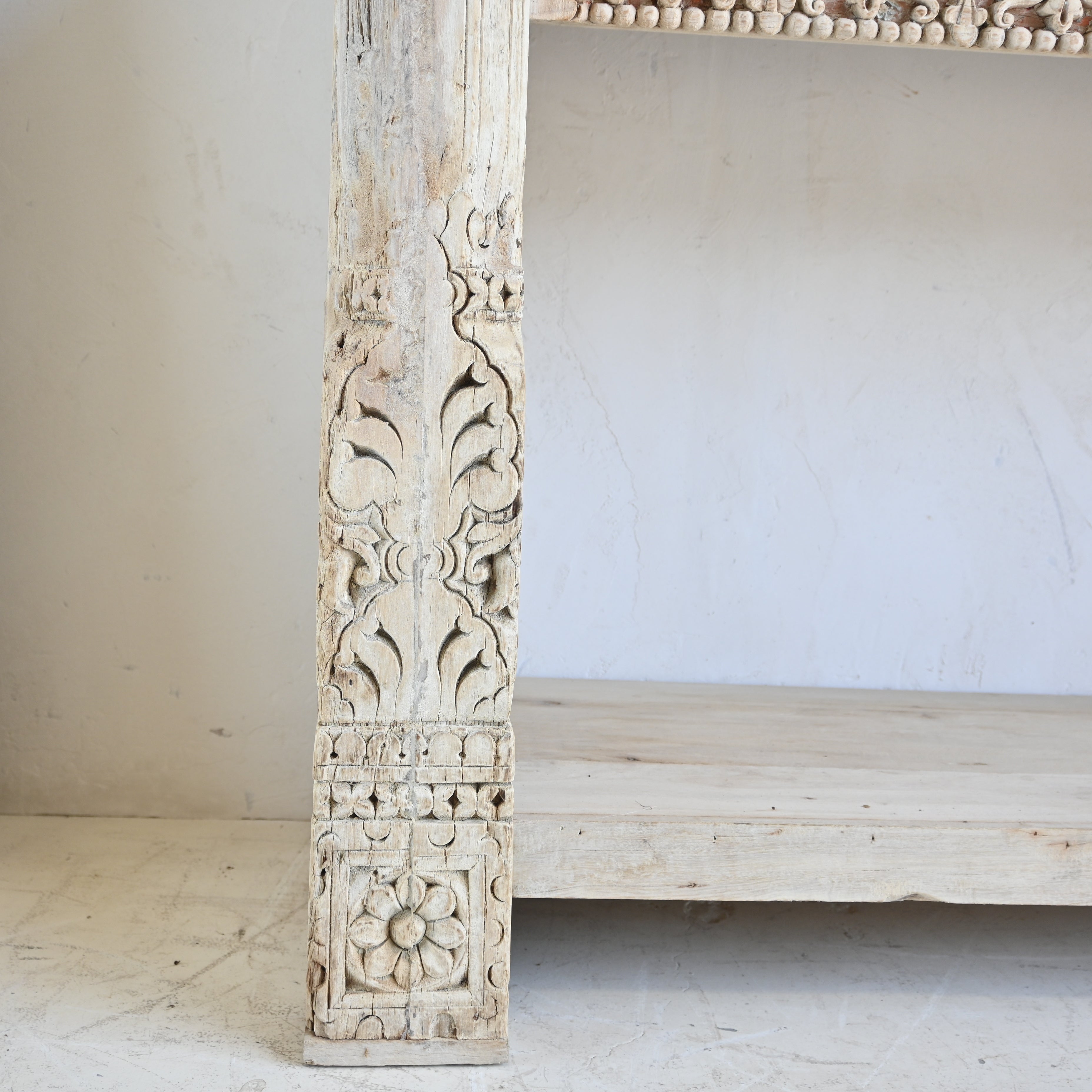 Vintage Indian Carved Console 328309