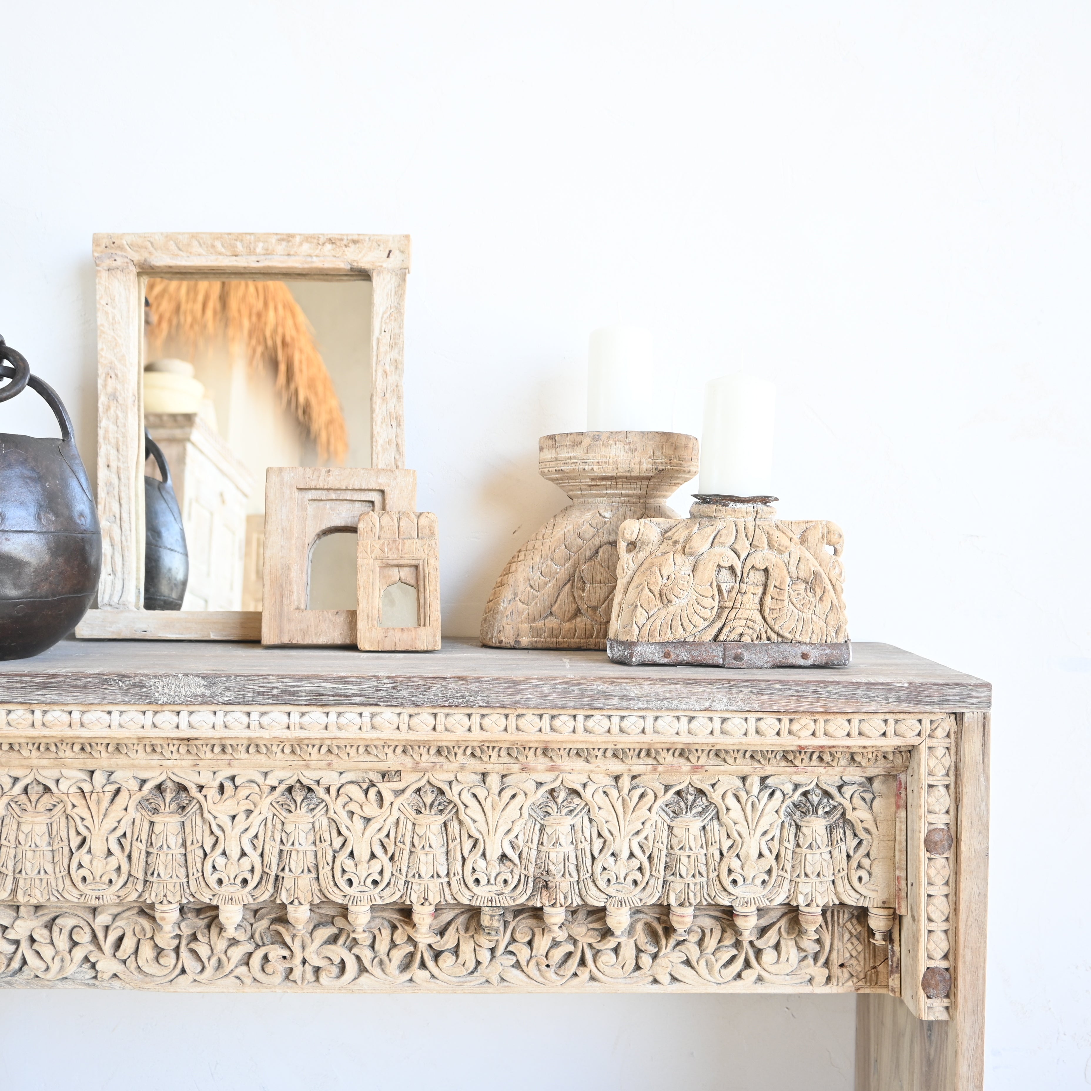 Vintage Indian Carved Console 329836