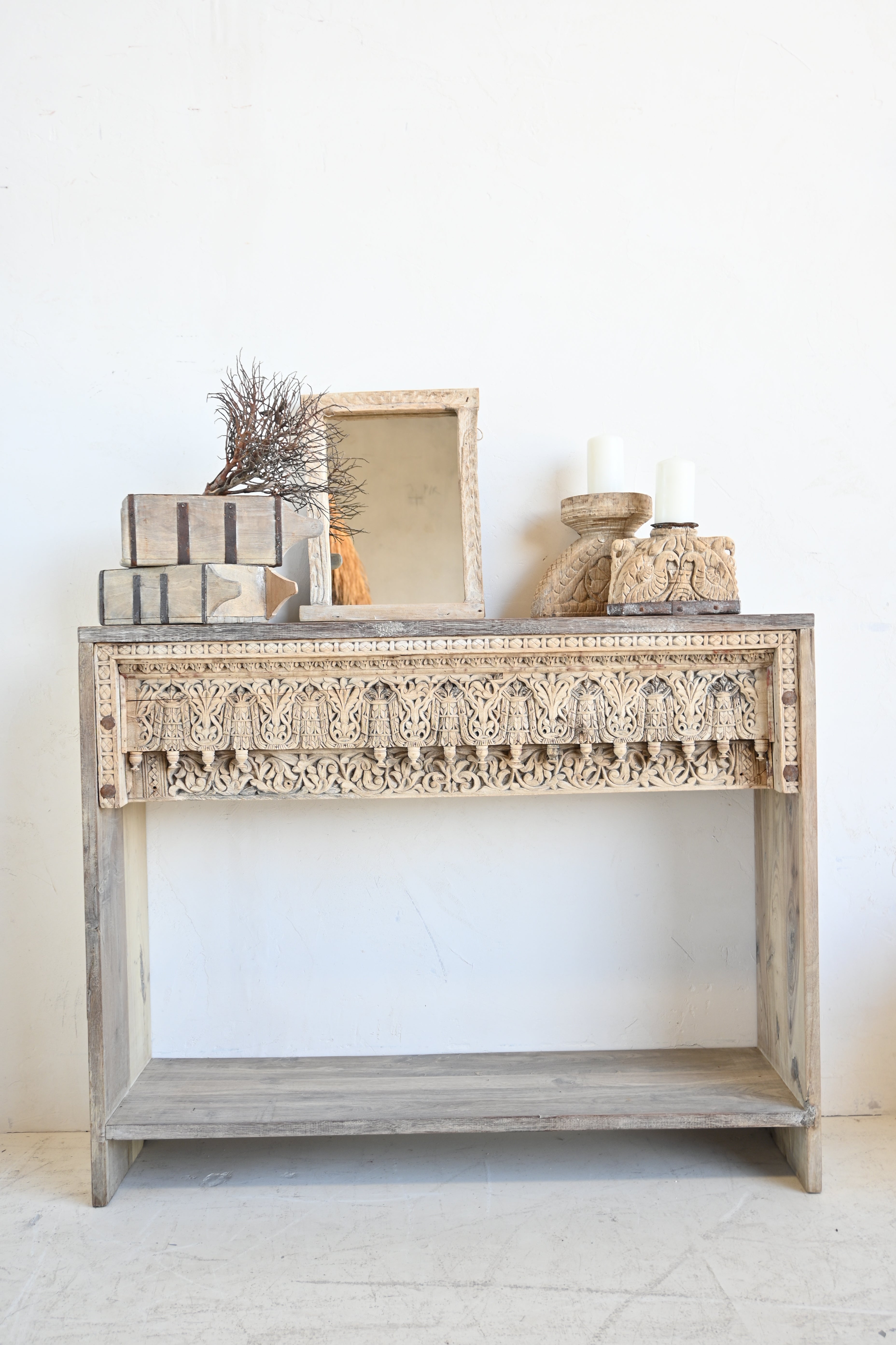 Vintage Indian Carved Console 329836