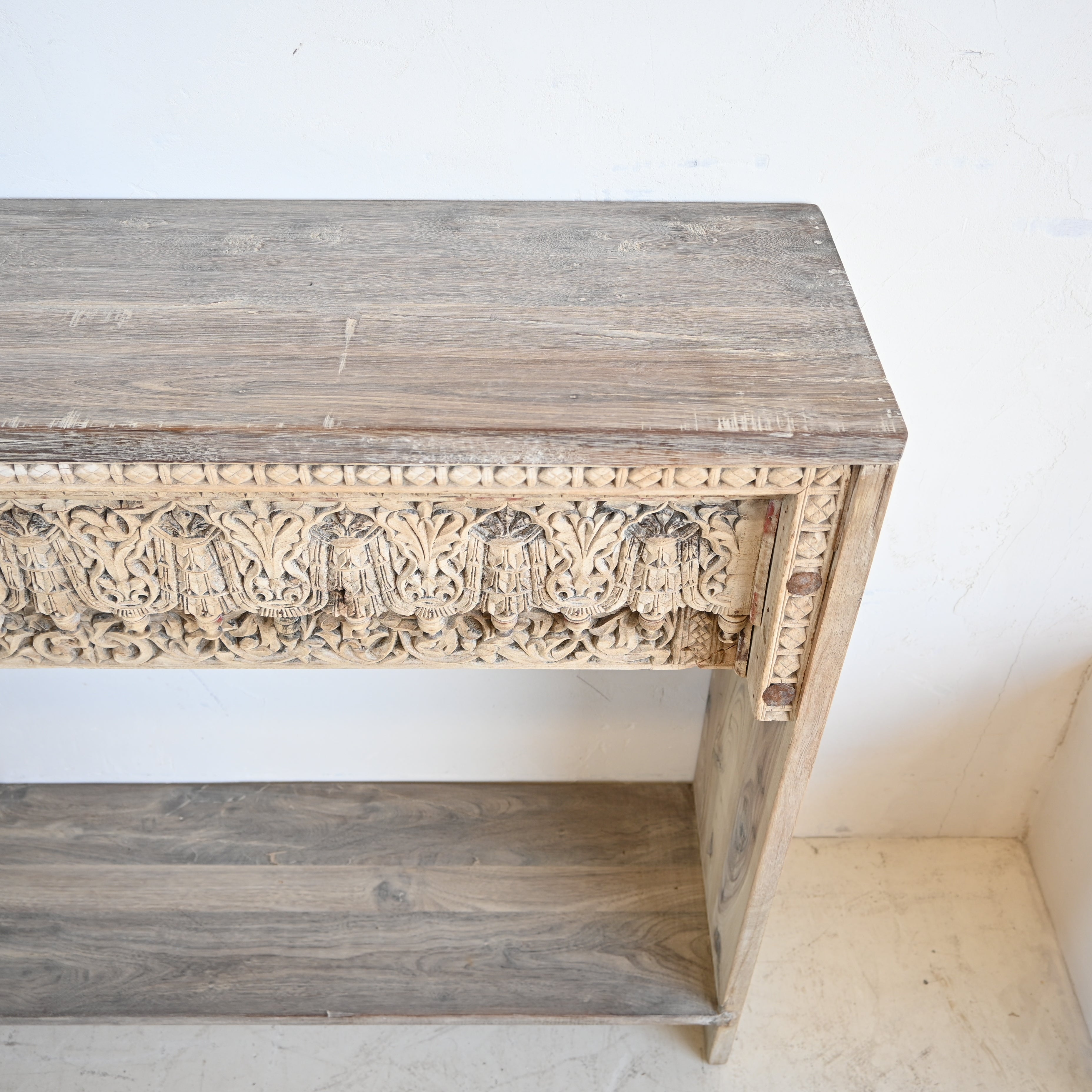 Vintage Indian Carved Console 329836