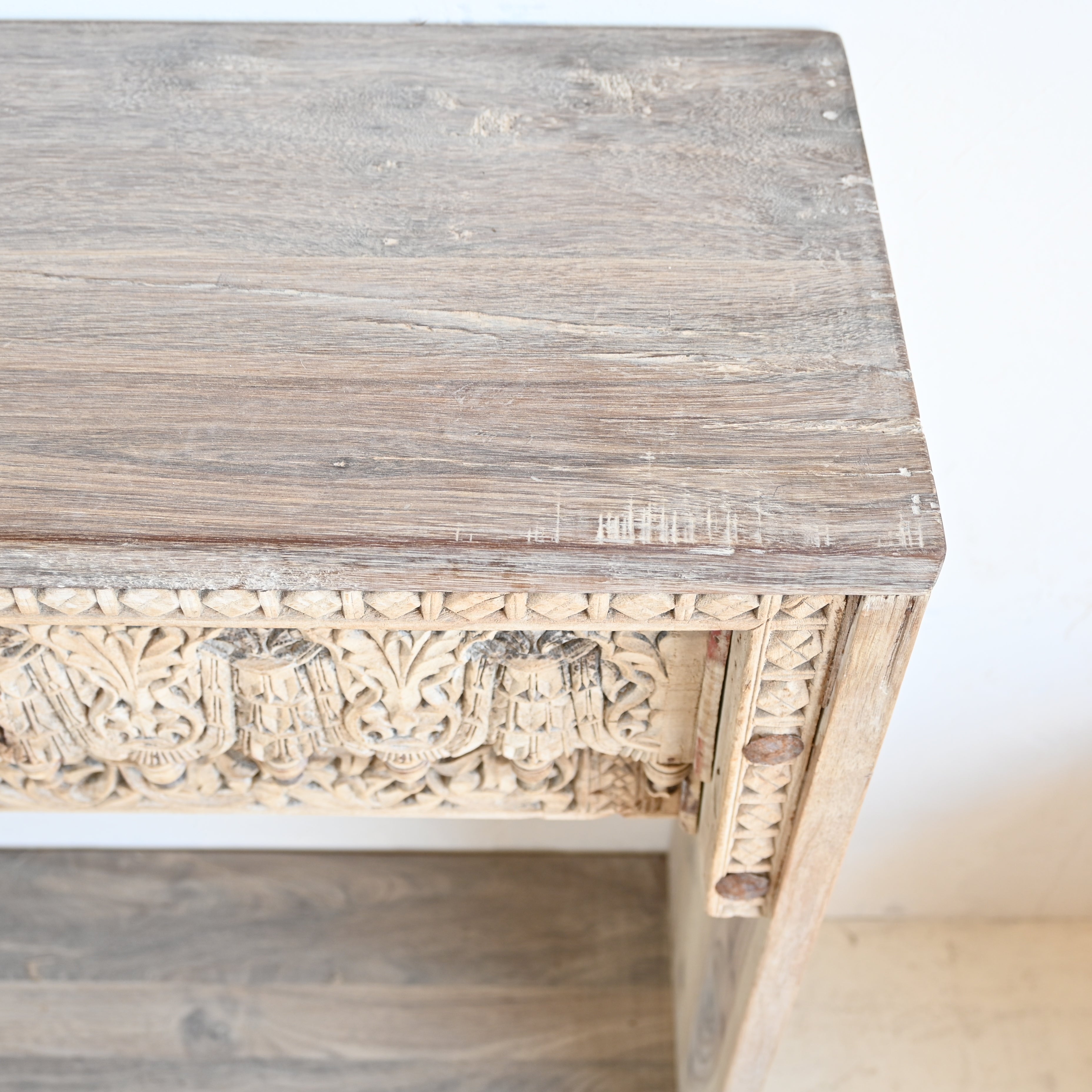 Vintage Indian Carved Console 329836
