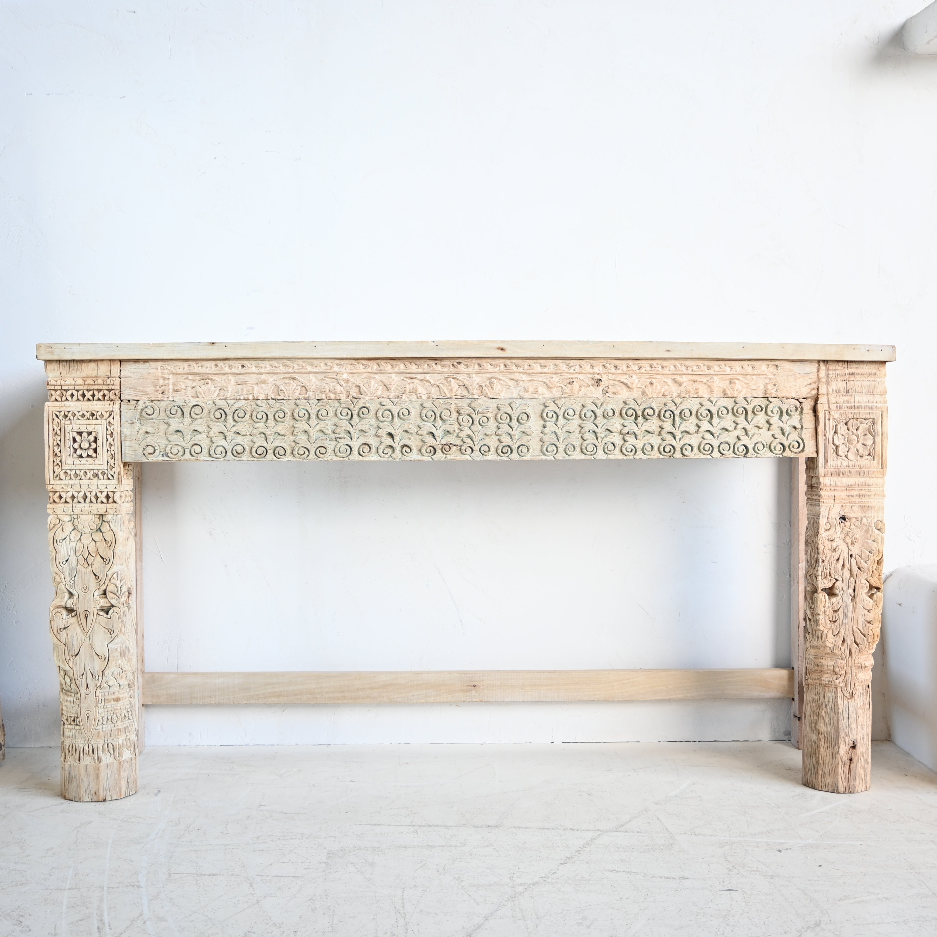 Vintage Indian Carved Console 300348