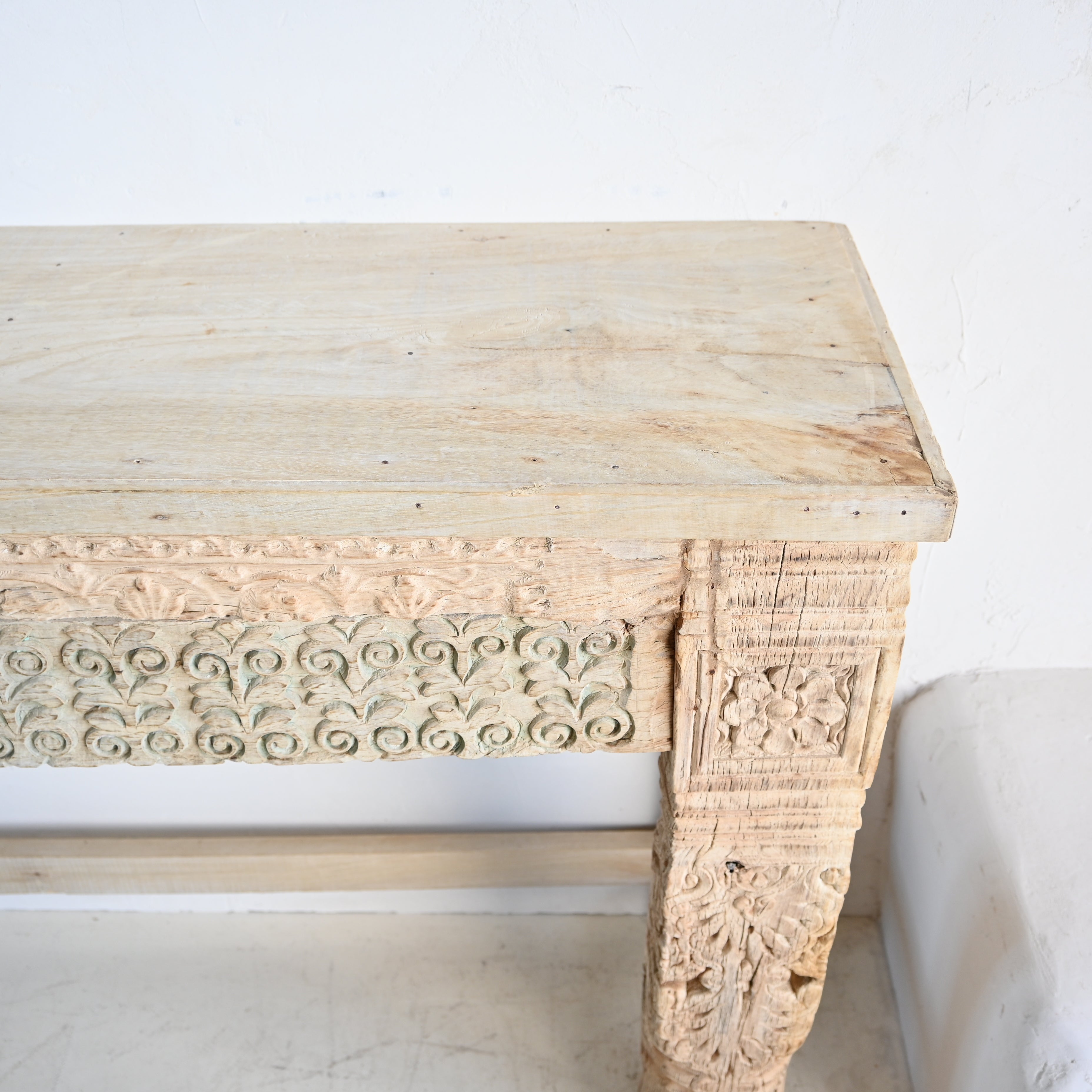 Vintage Indian Carved Console 300348