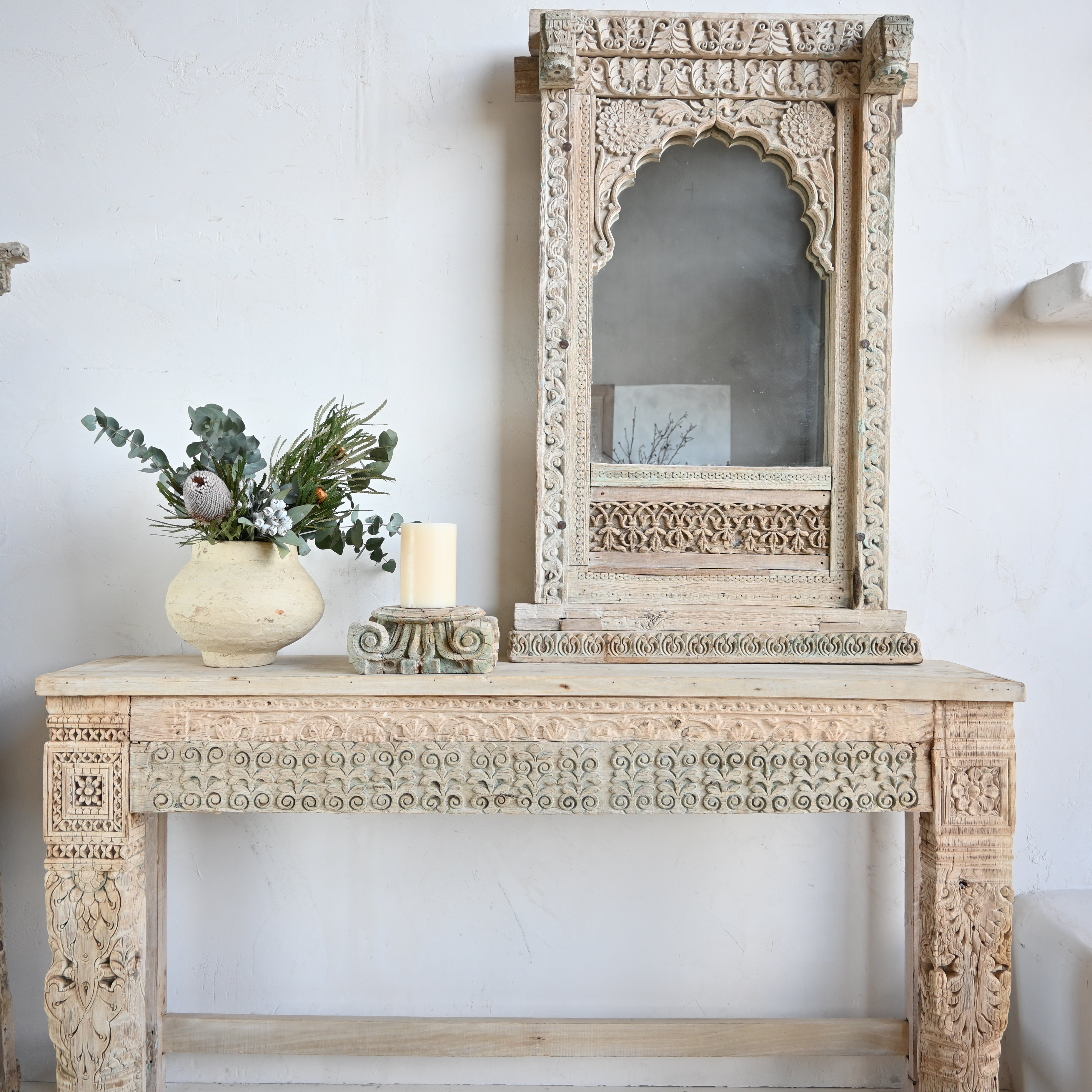 Vintage Indian Carved Console 300348