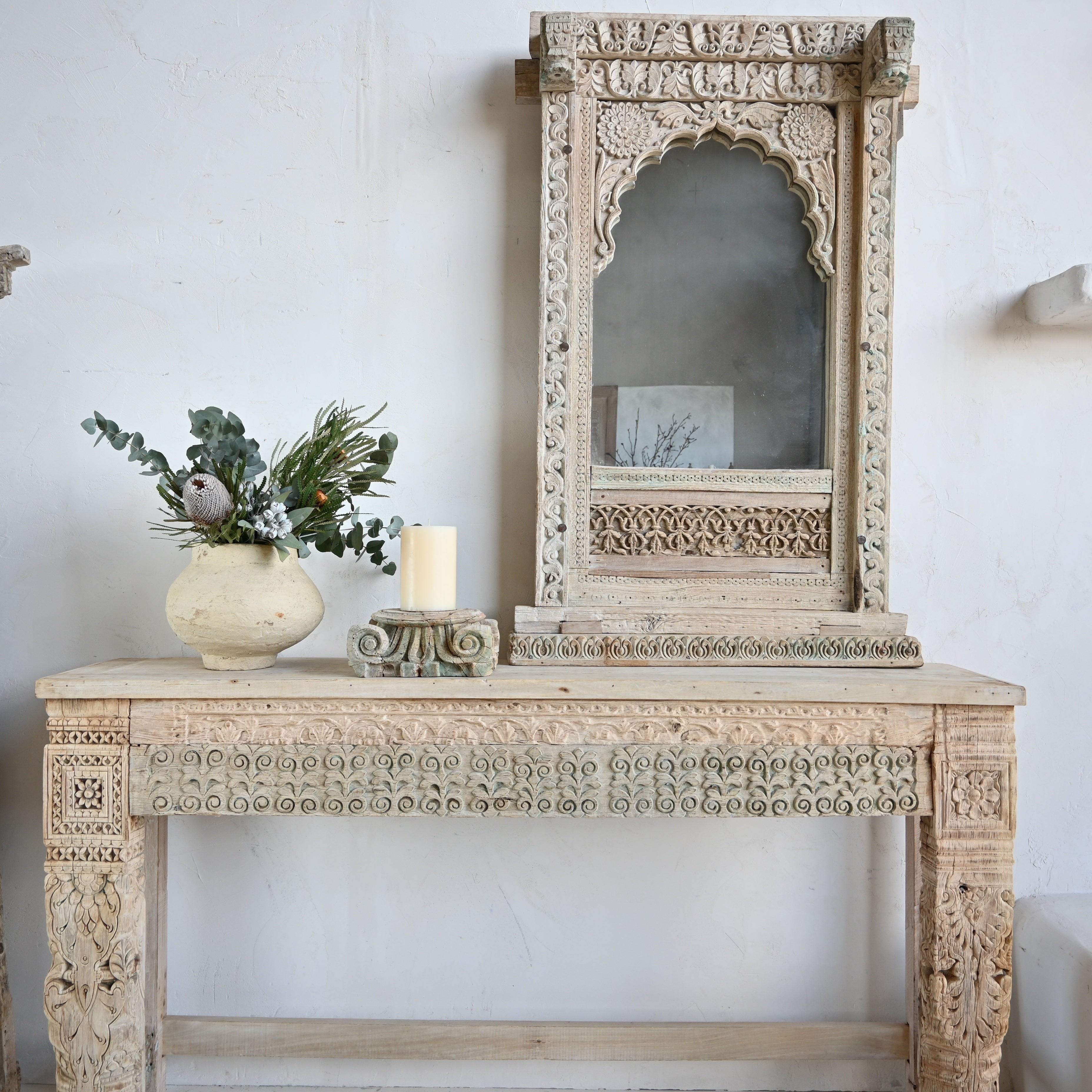 Vintage Indian Carved Console 300348