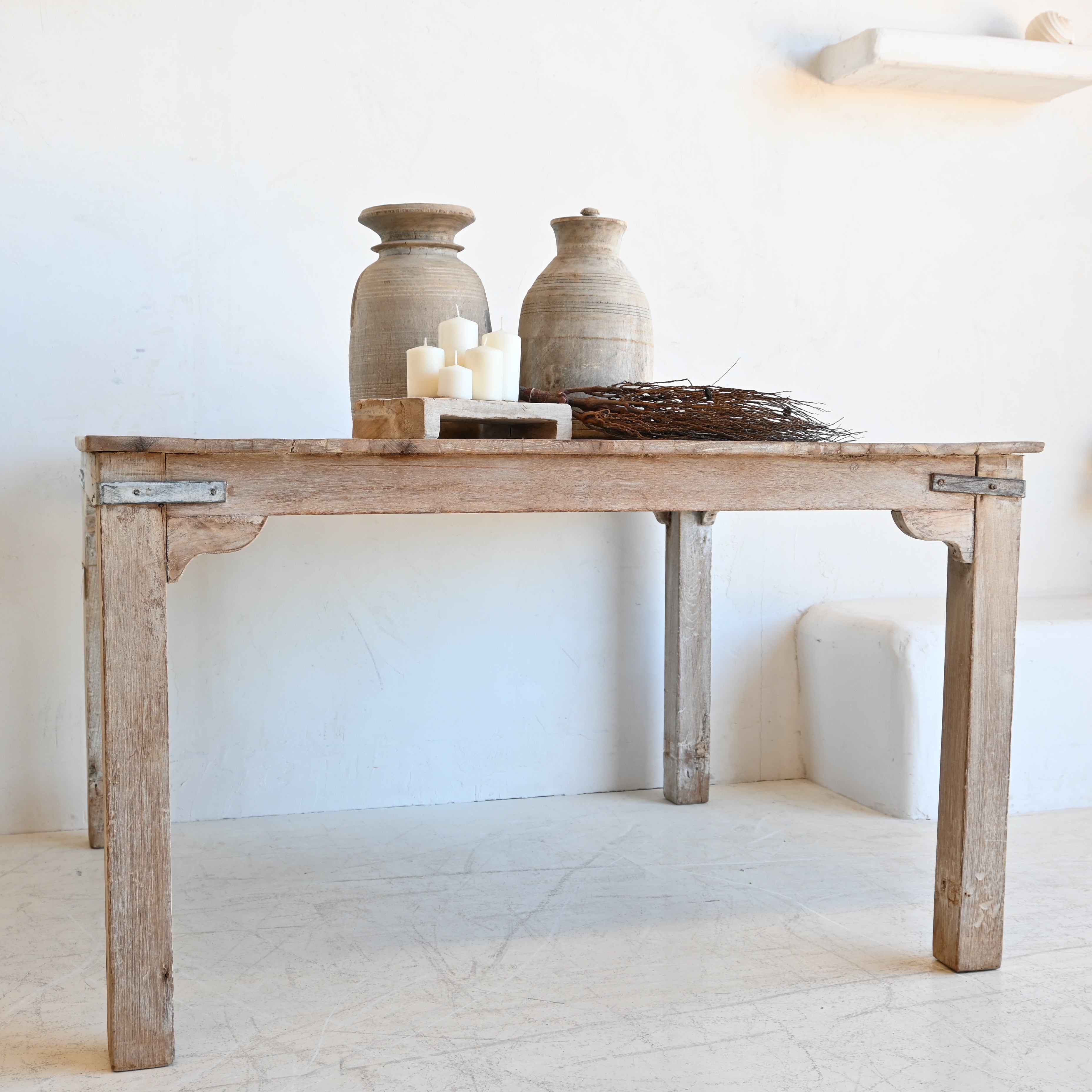 Indian Vintage Table 323627