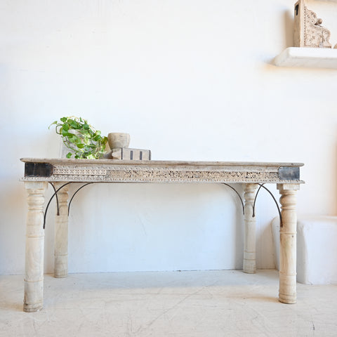 Vintage Indian White bajot/side table 246111