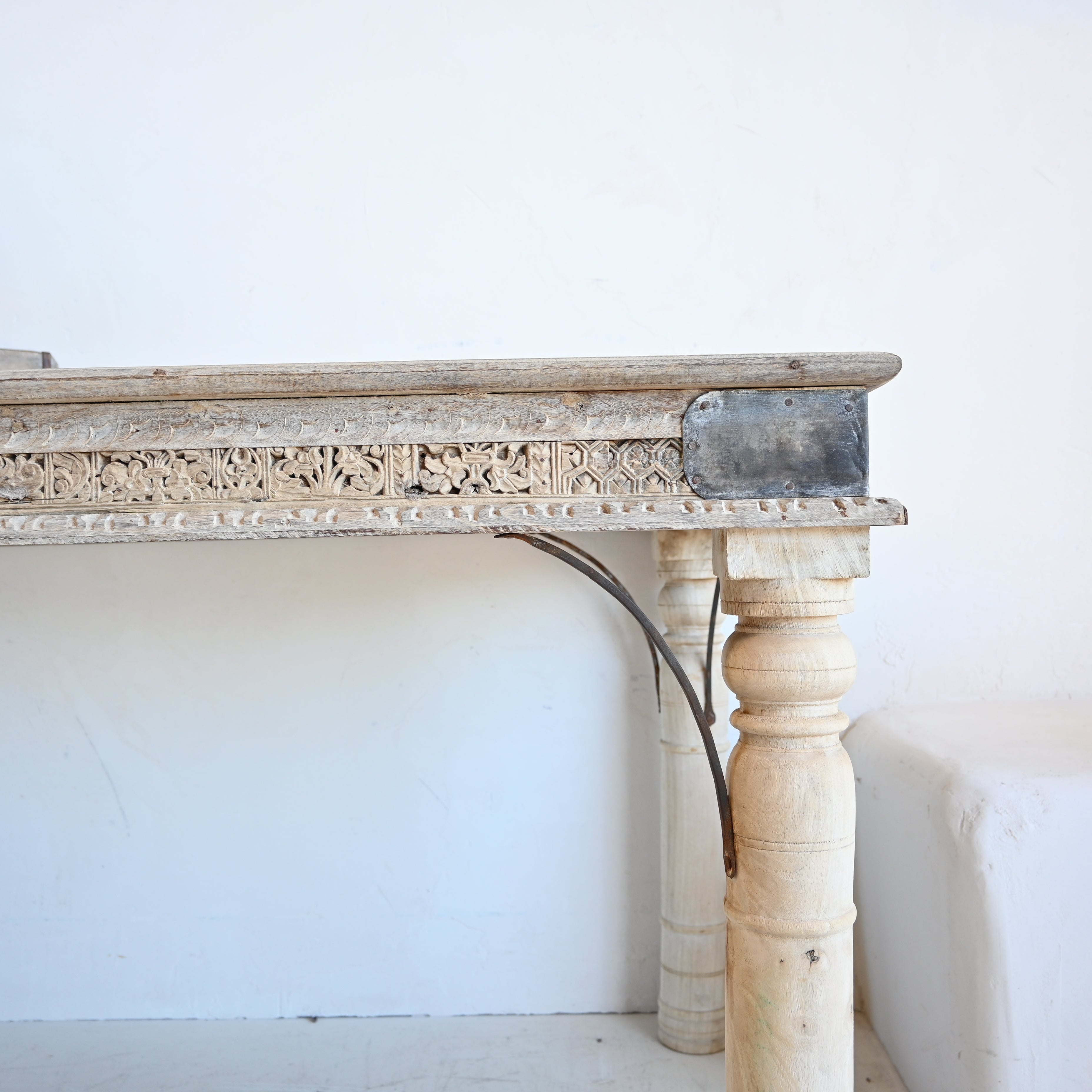 Vintage Indian  " Bonnie" Desk 265194