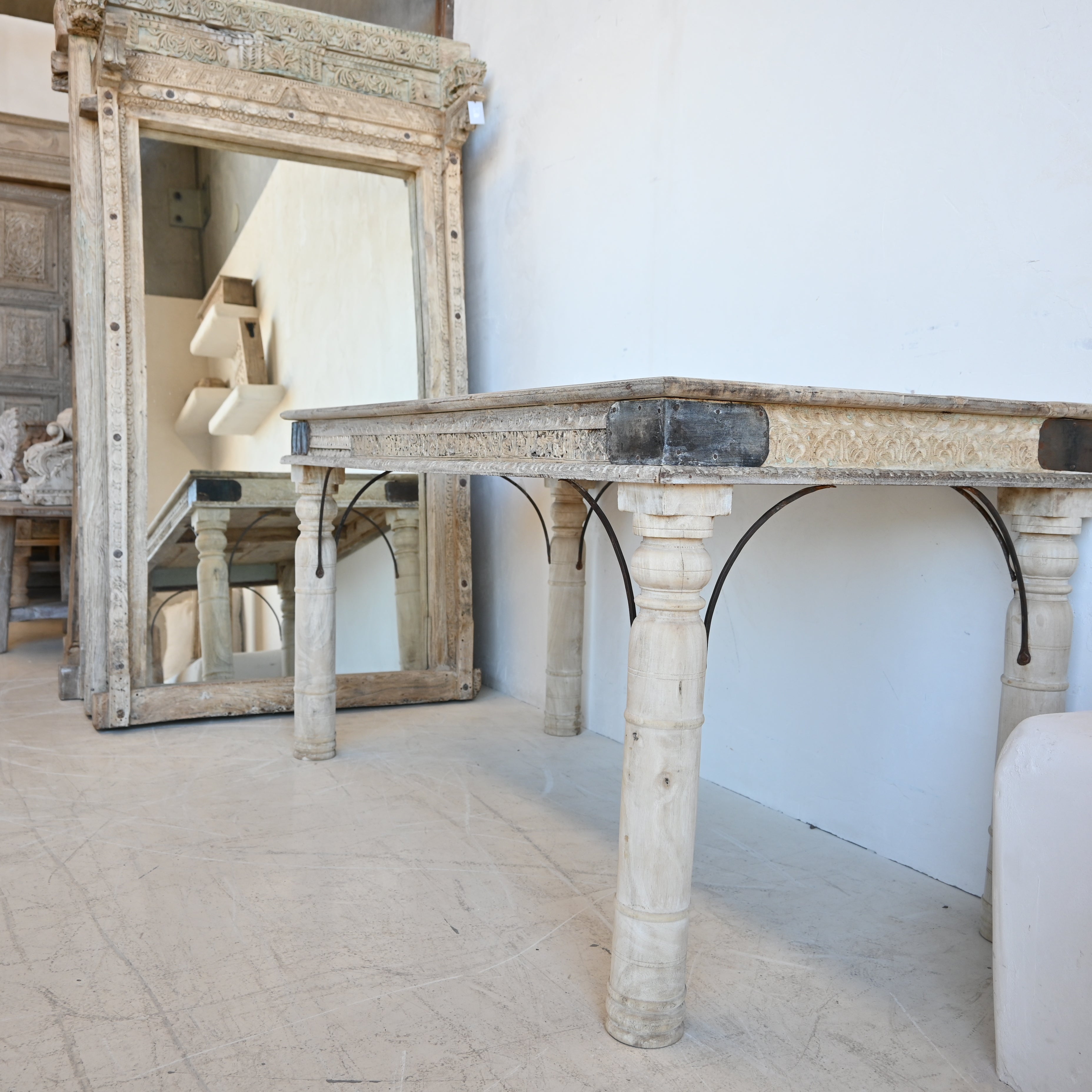 Vintage Indian  " Bonnie" Desk 265194