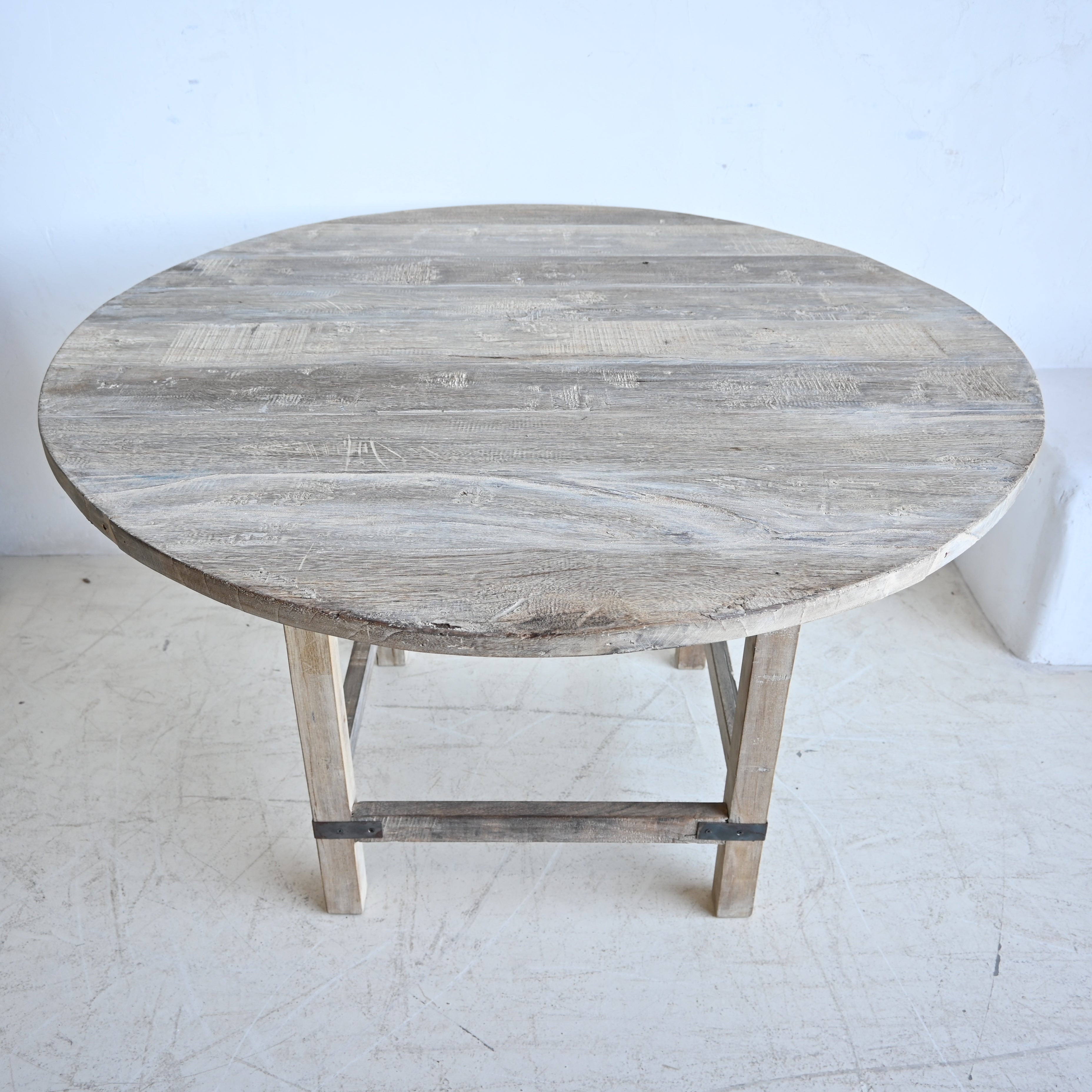 Indian Round table 328837