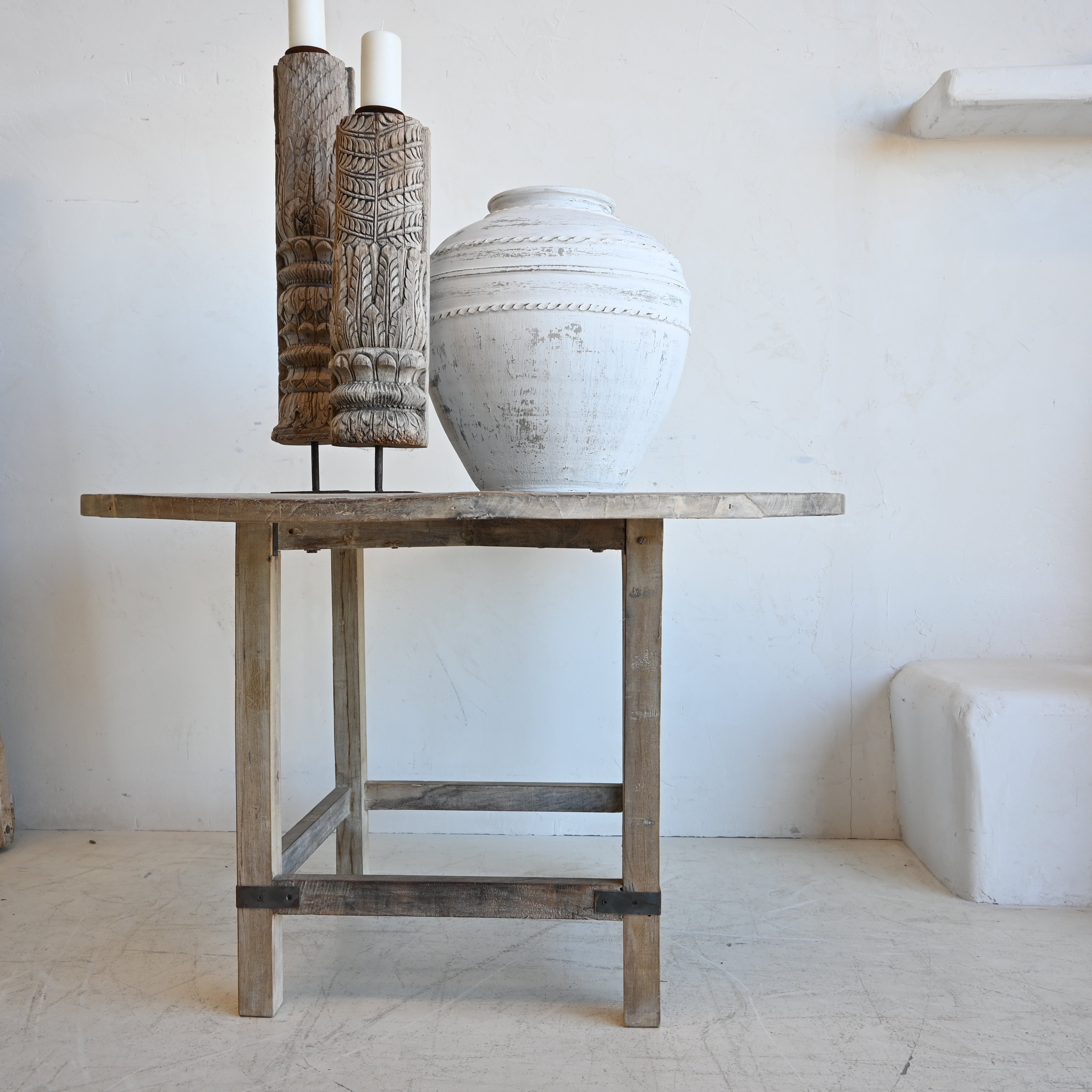 Indian Round table 328837