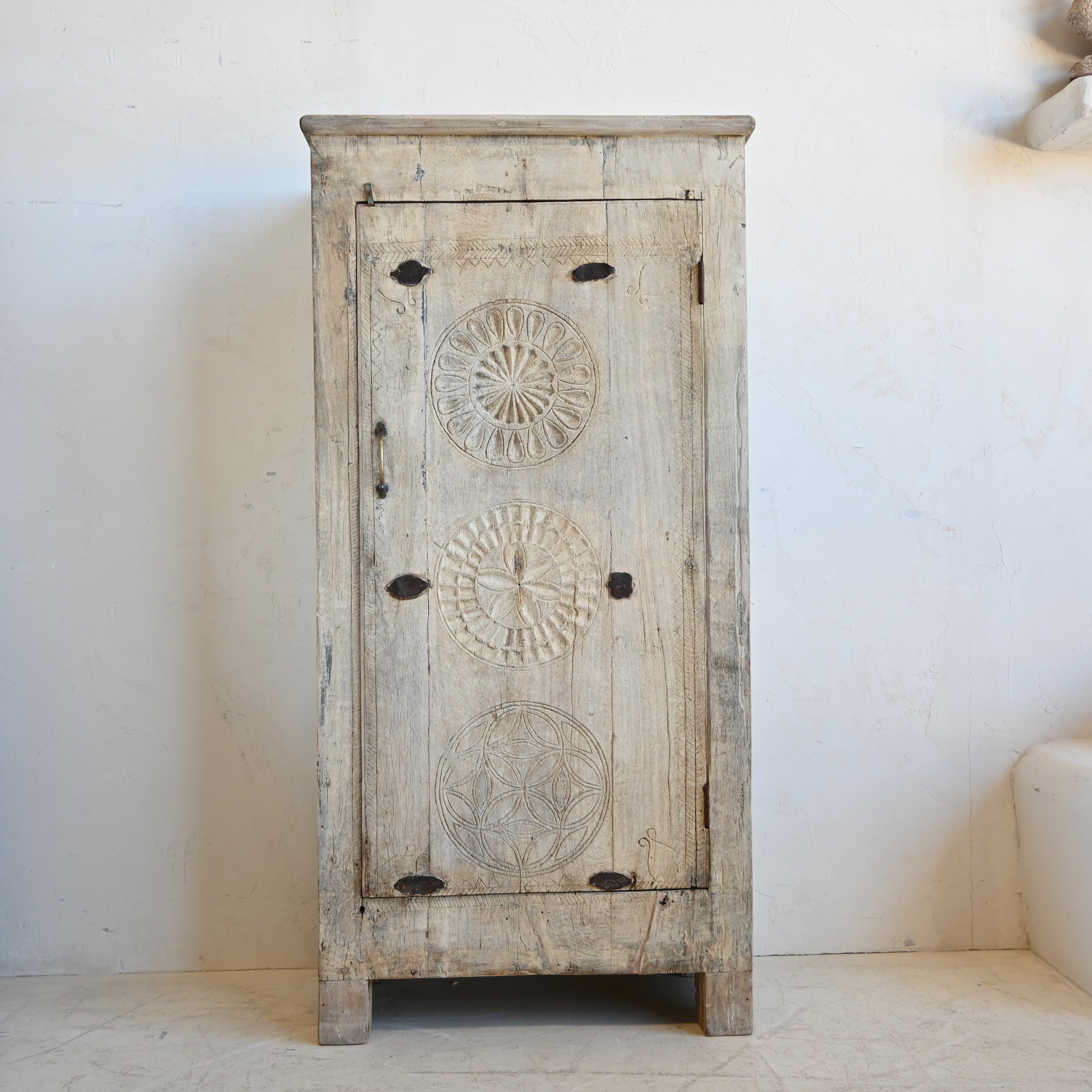 Indian Almirah Cabinet 328660