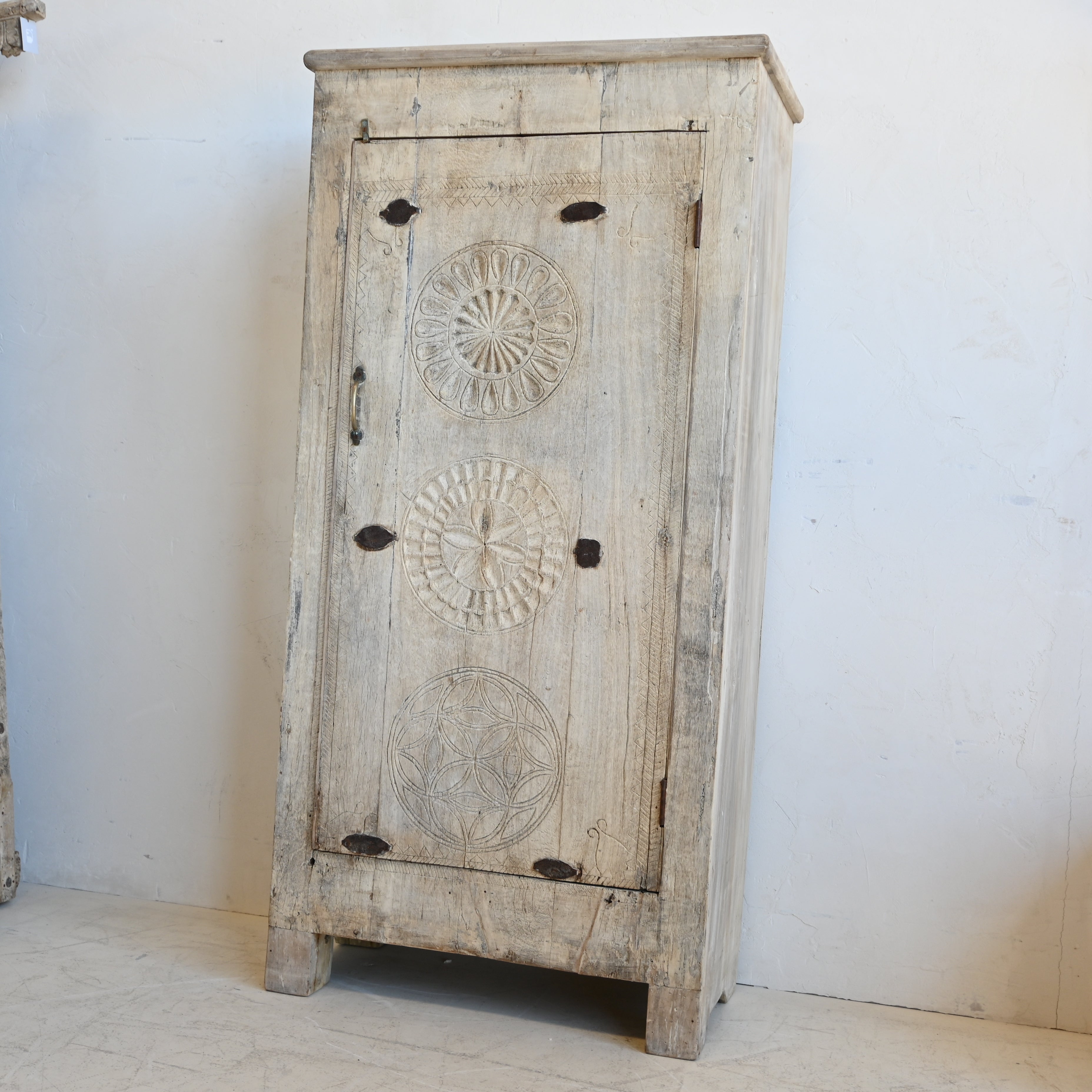 Indian Almirah Cabinet 328660