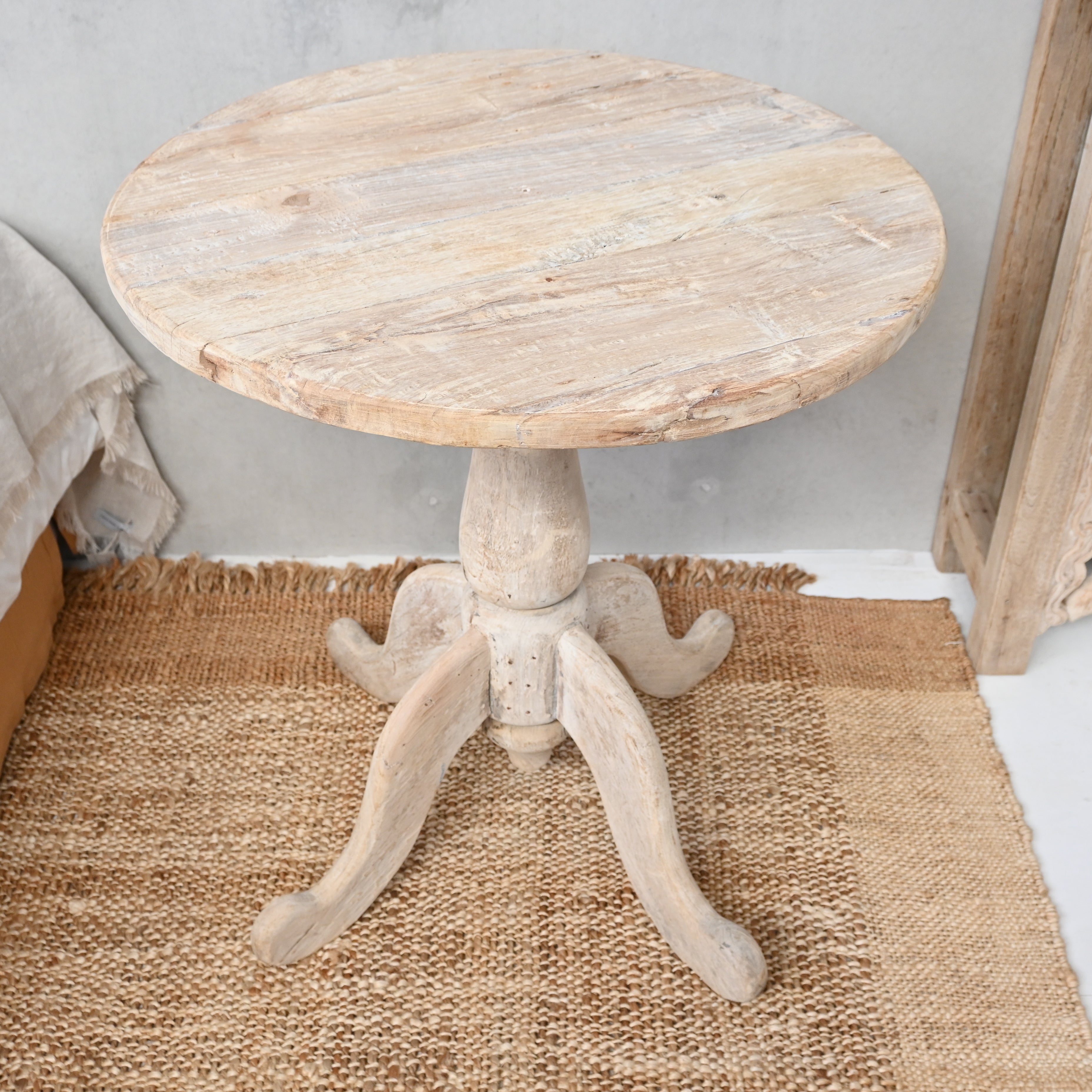 Indian Round table 326361