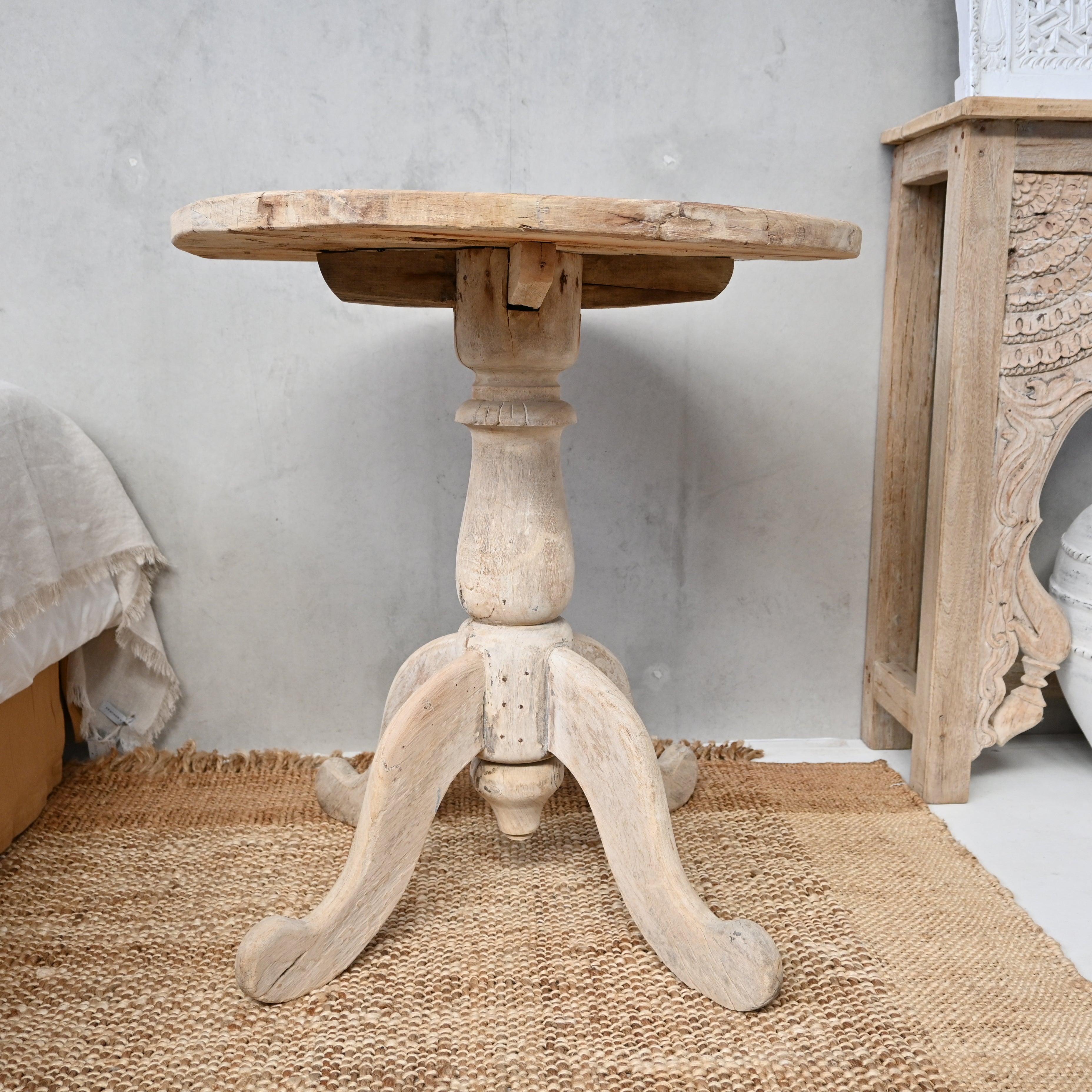 Indian Round table 326361