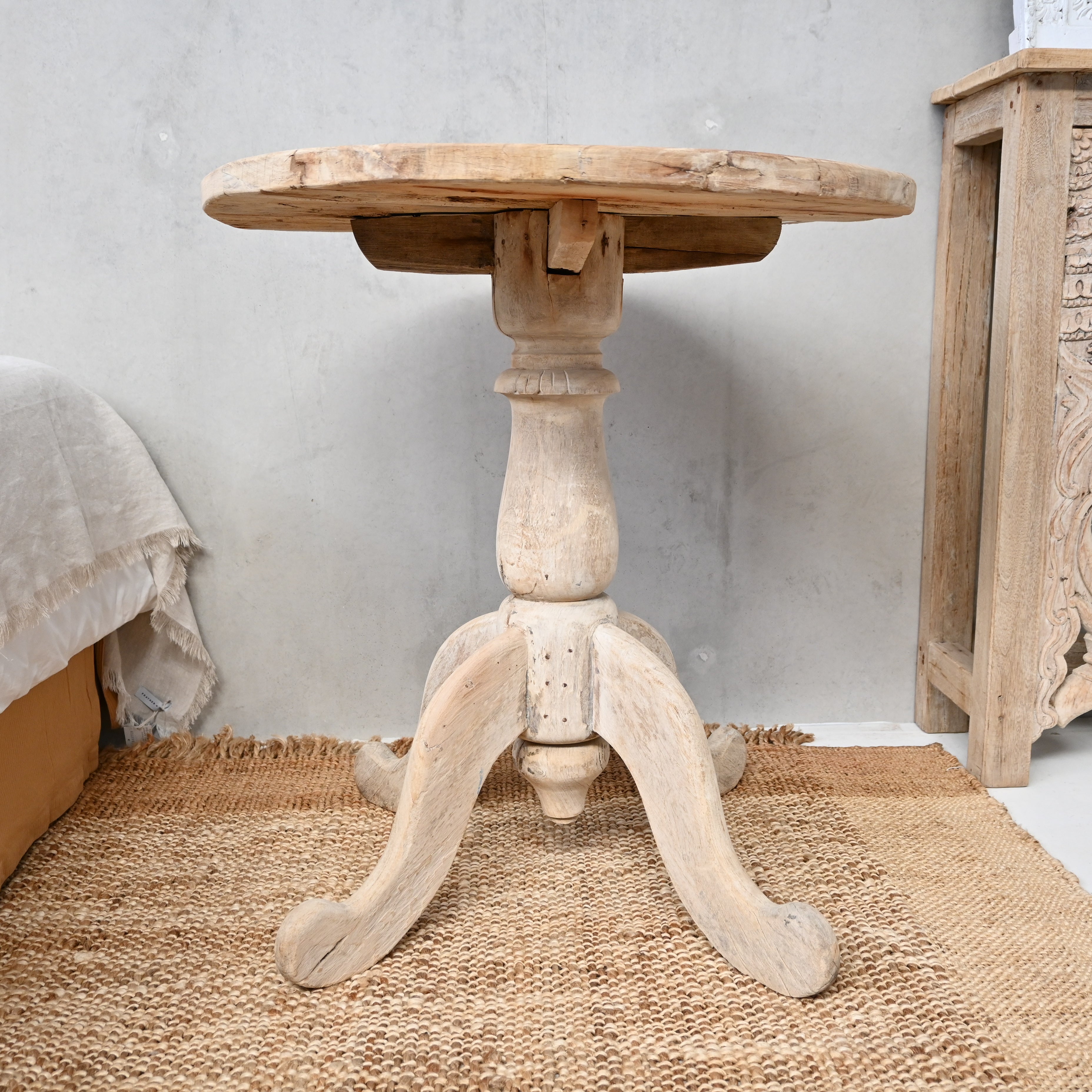 Indian Round table 326361