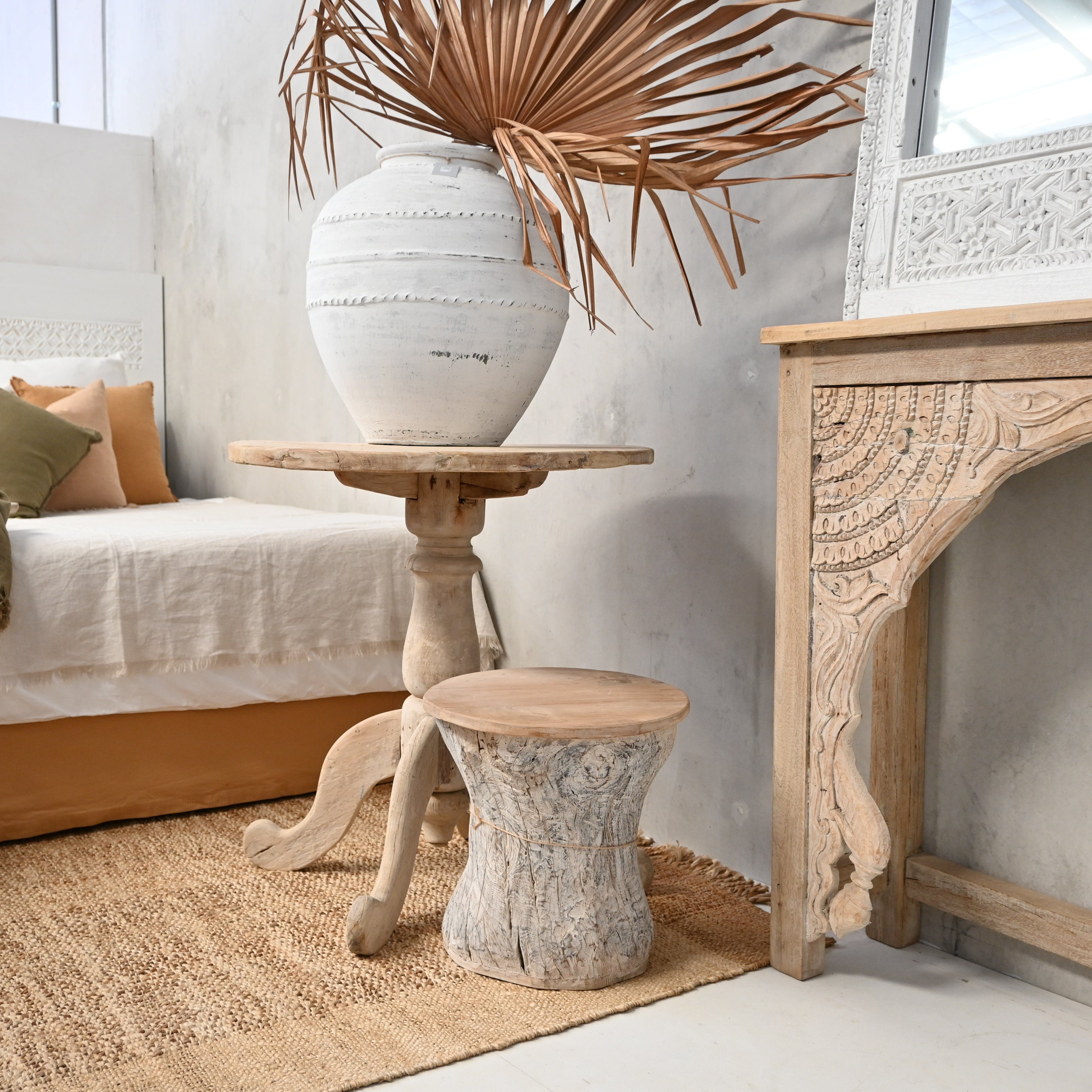 Indian Round table 326361