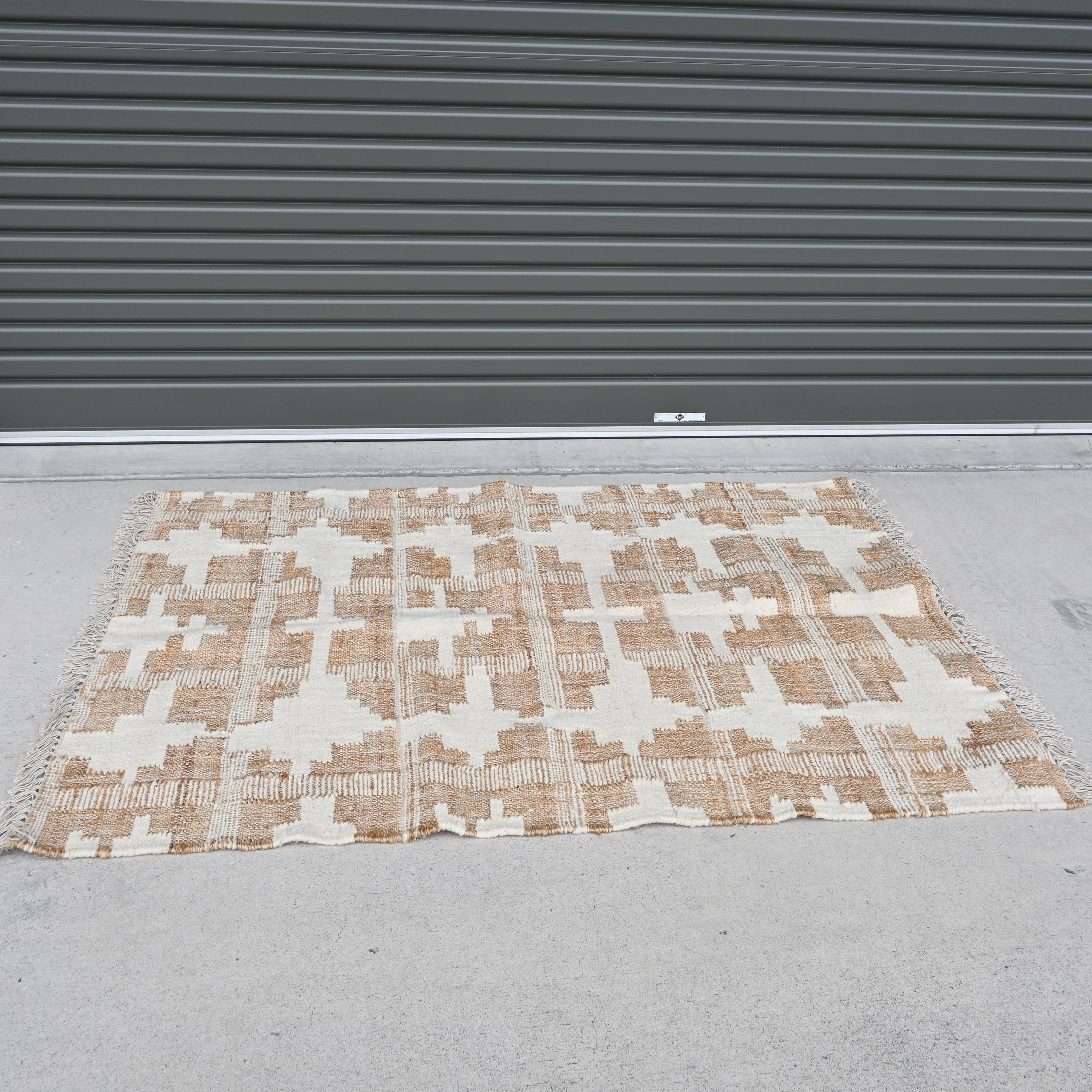 Natural Indian Wool/ Jute rug  S002a