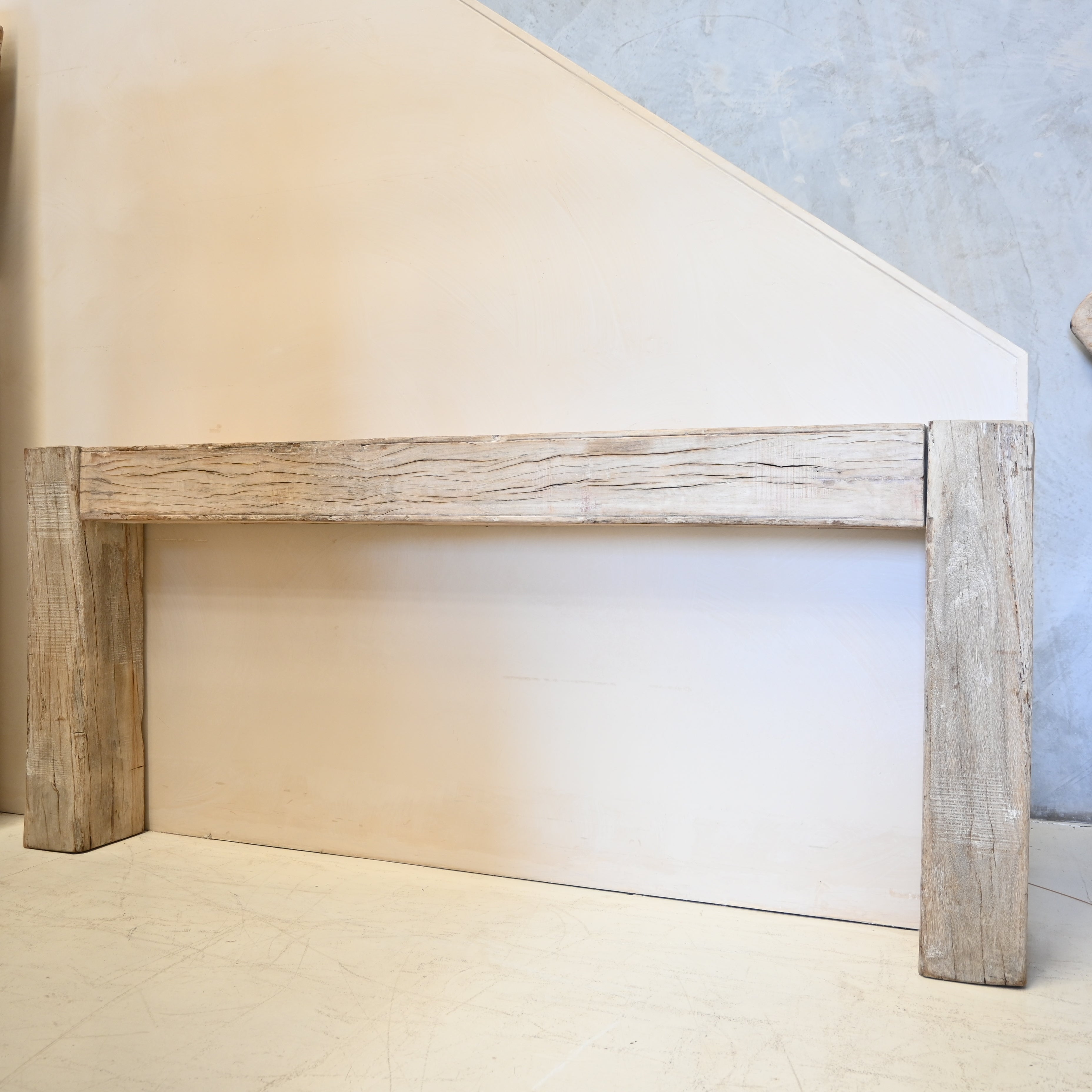 Vintage Indian Carved Console 316001