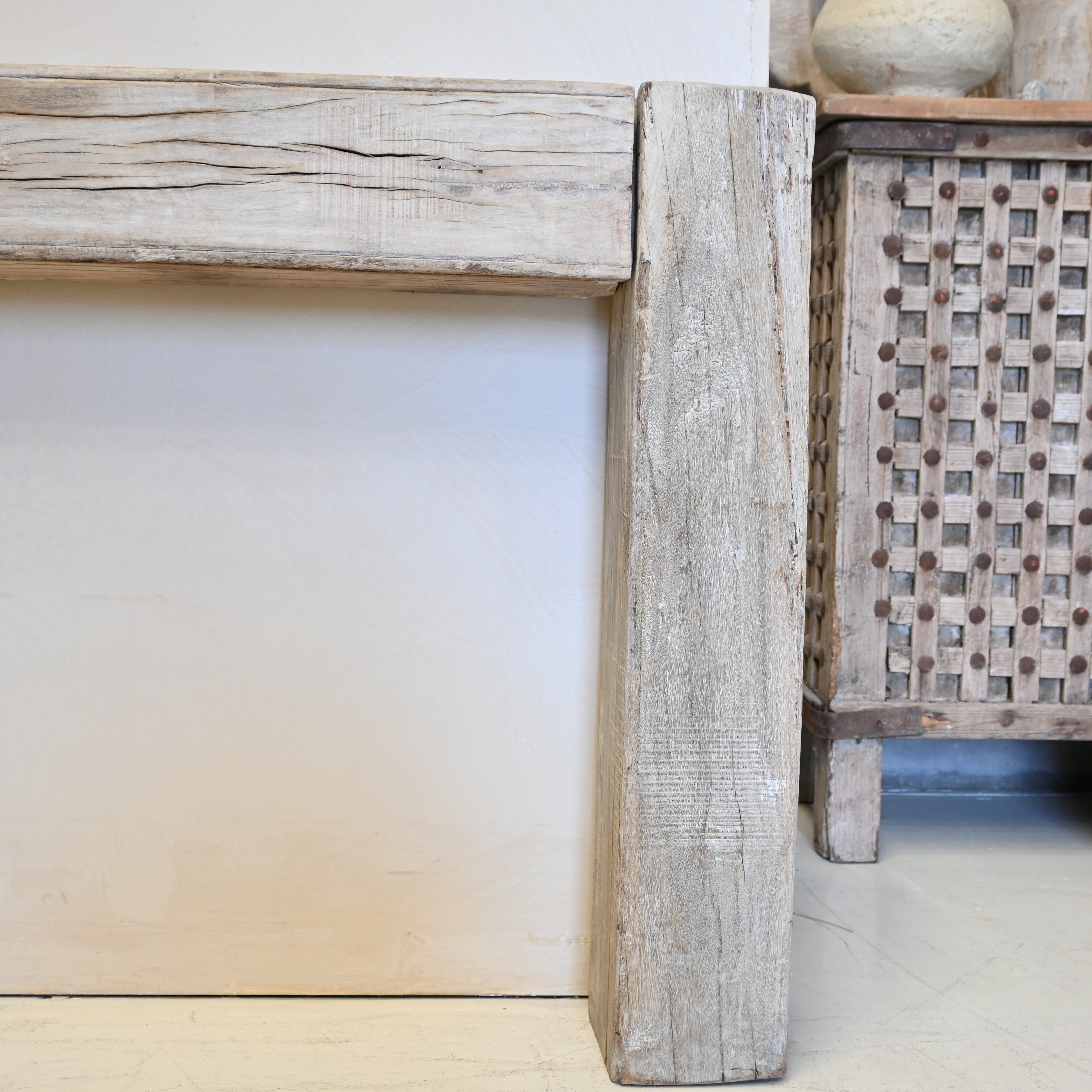 Vintage Indian Carved Console 316001