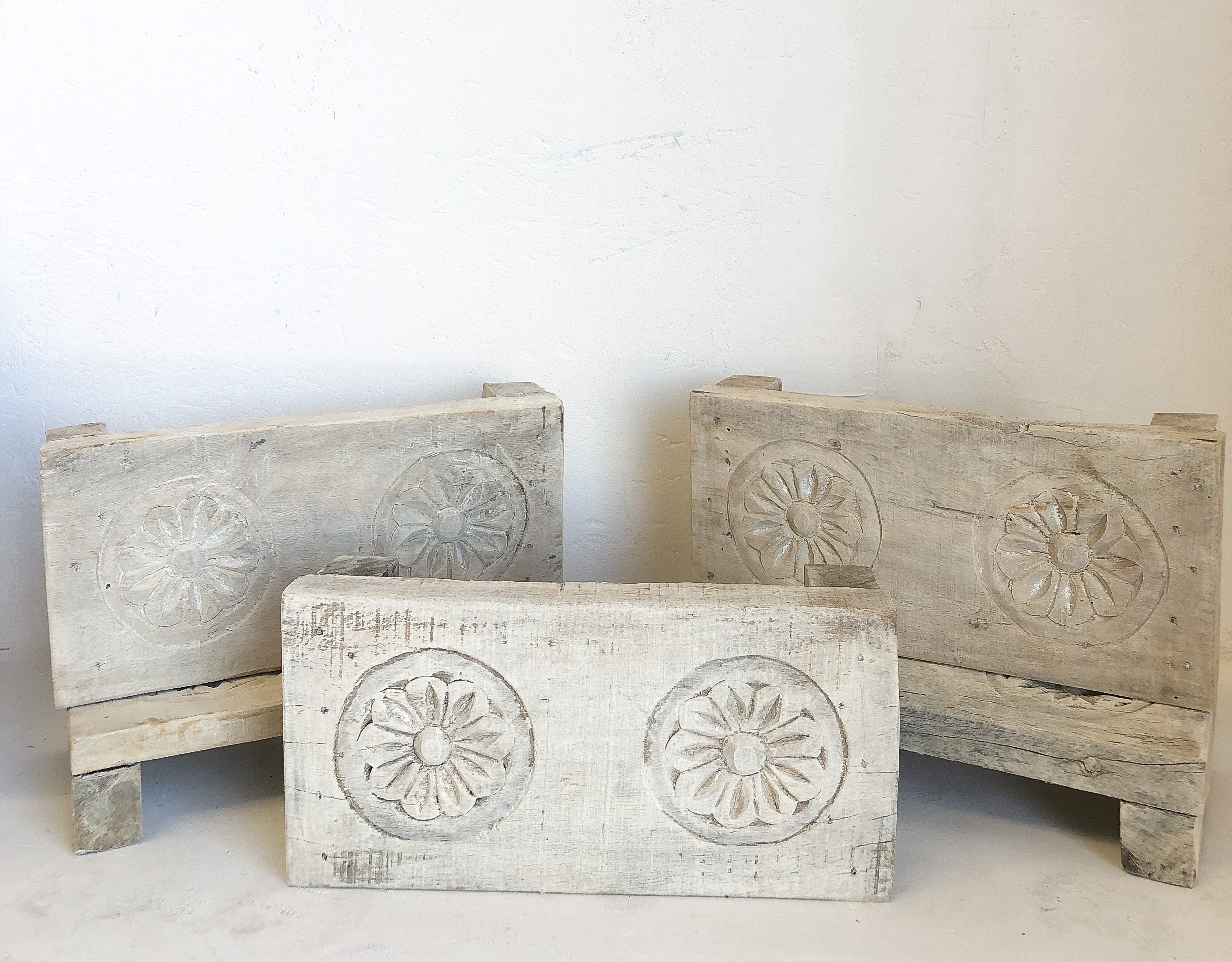 Vintage Indian caved bajot board 260710