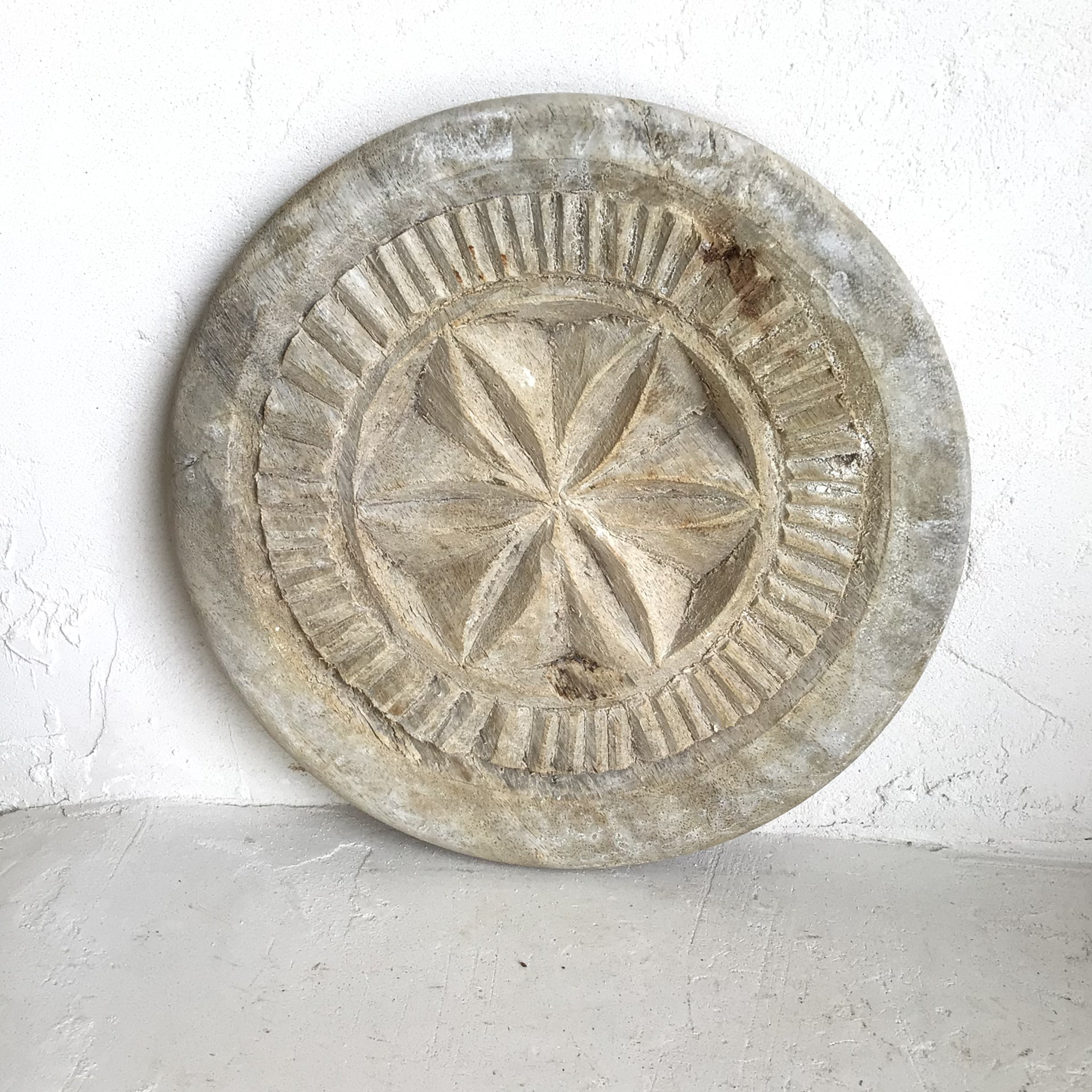 Vintage Carved Chapati Plate 09