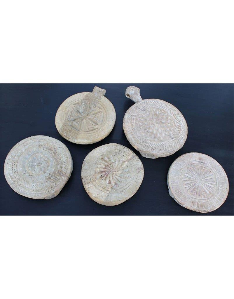 Indian Carved chapati plate 243031