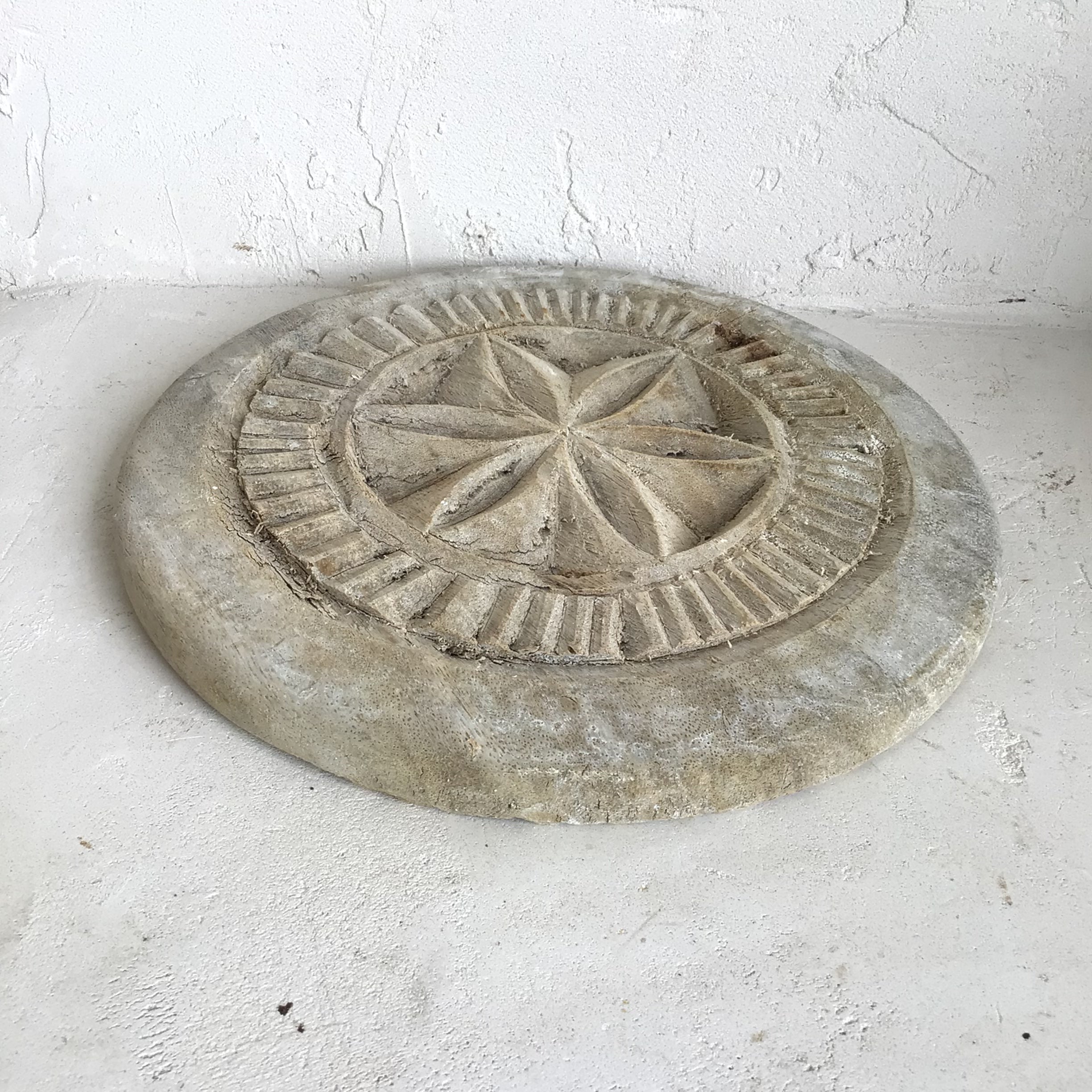 Vintage Carved Chapati Plate 09