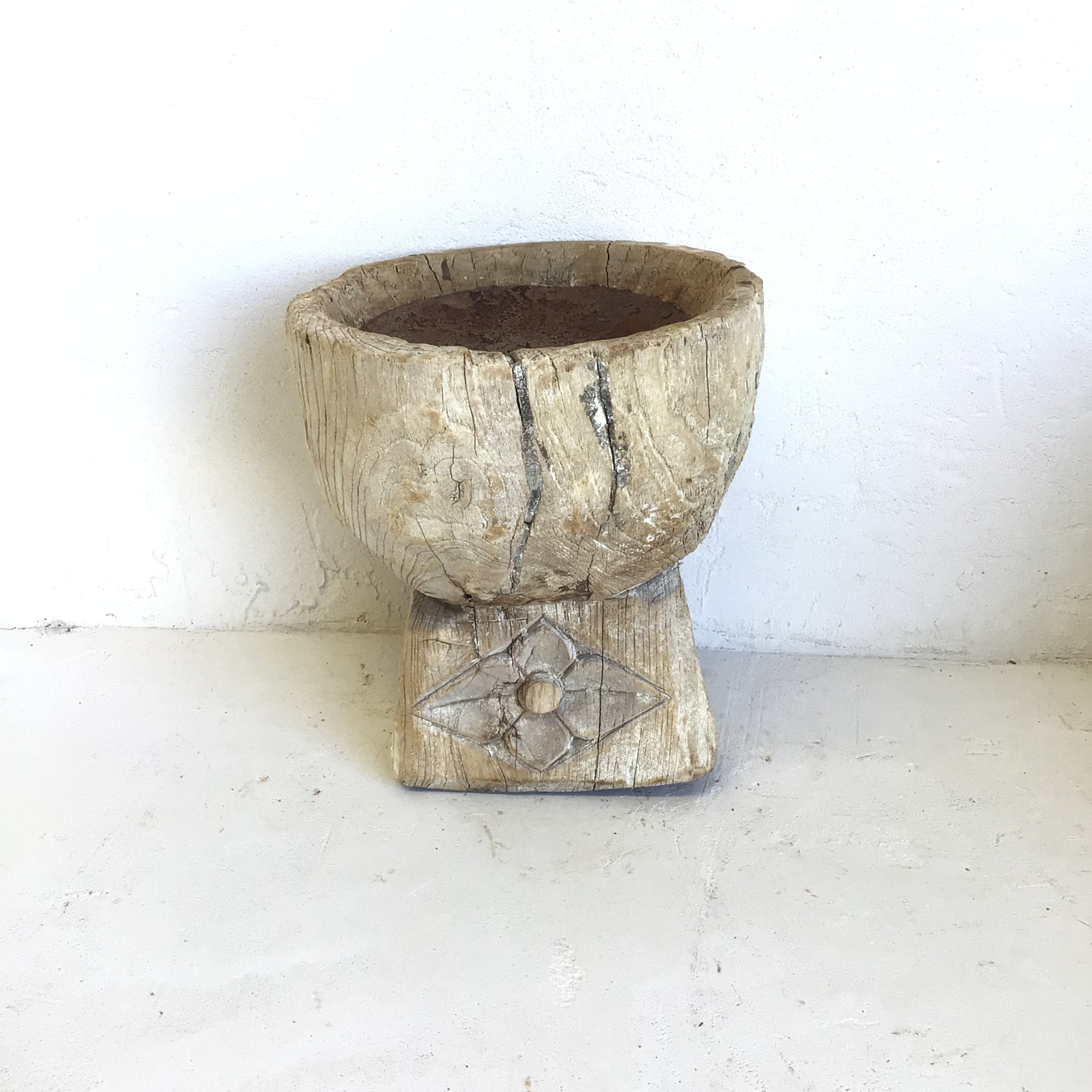 Old Indian Binjani candle holder 06