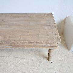 PRANA Coffee table