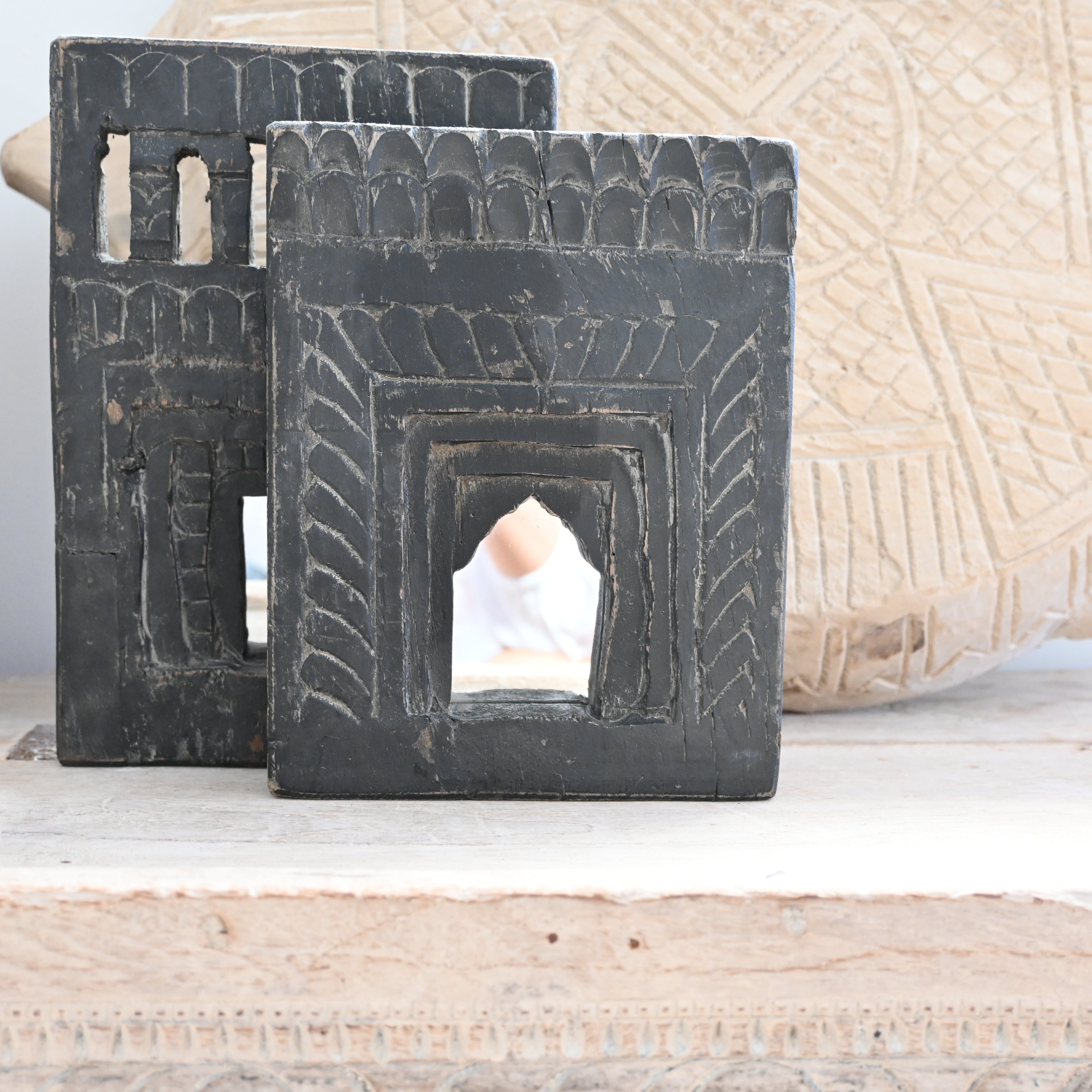 Indian carved mini temple  mirror 193484 - Black