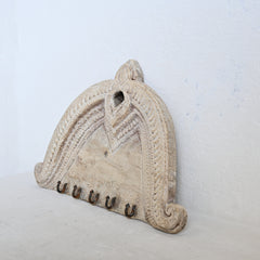 PRANA Carved Hook