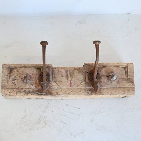 Indian carved brackets set/2 304189