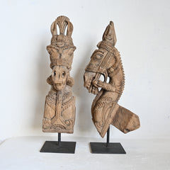 PRANA Horse head statue