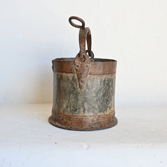 PRANA  Iron Planter Pot