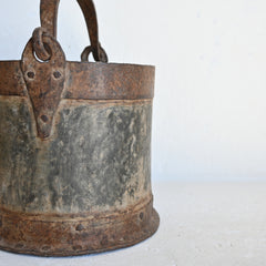 PRANA  Iron Planter Pot