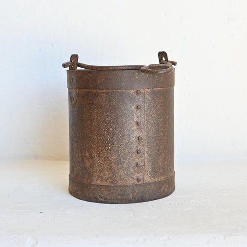 PRANA  Iron Planter Pot