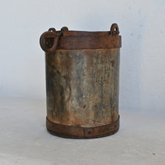 PRANA  Iron Planter Pot