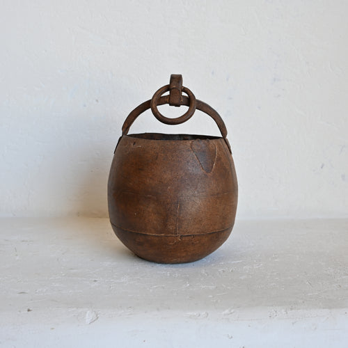 PRANA  Iron Planter Pot